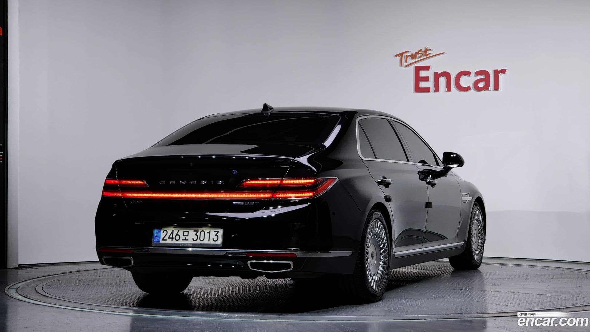 Main__Slider__Photo:G90 Genesis 2020.10-1