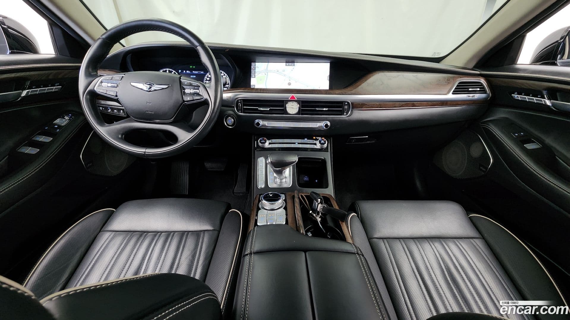 Main__Slider__Photo:G90 Genesis 2020.10-6