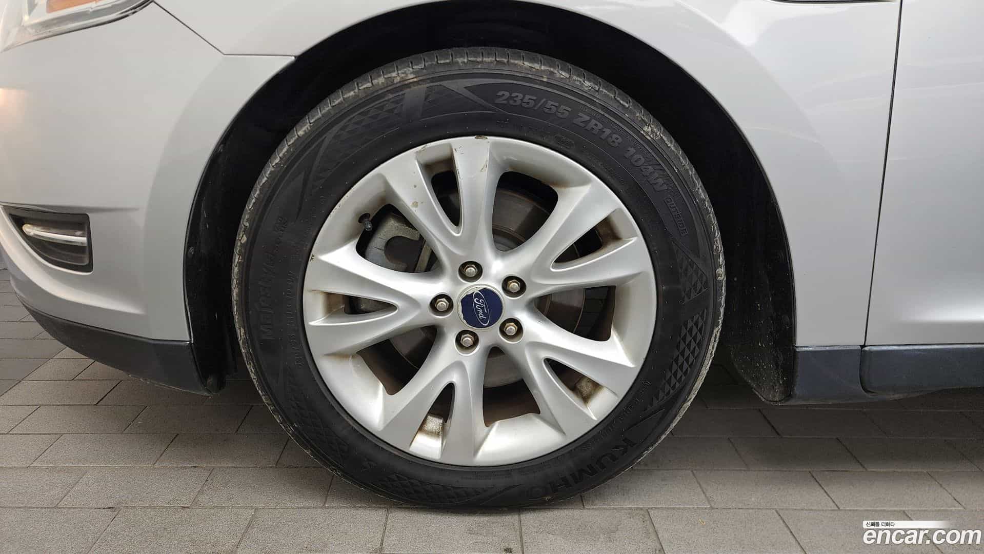 Taurus Ford 2011.8-OUTER-005