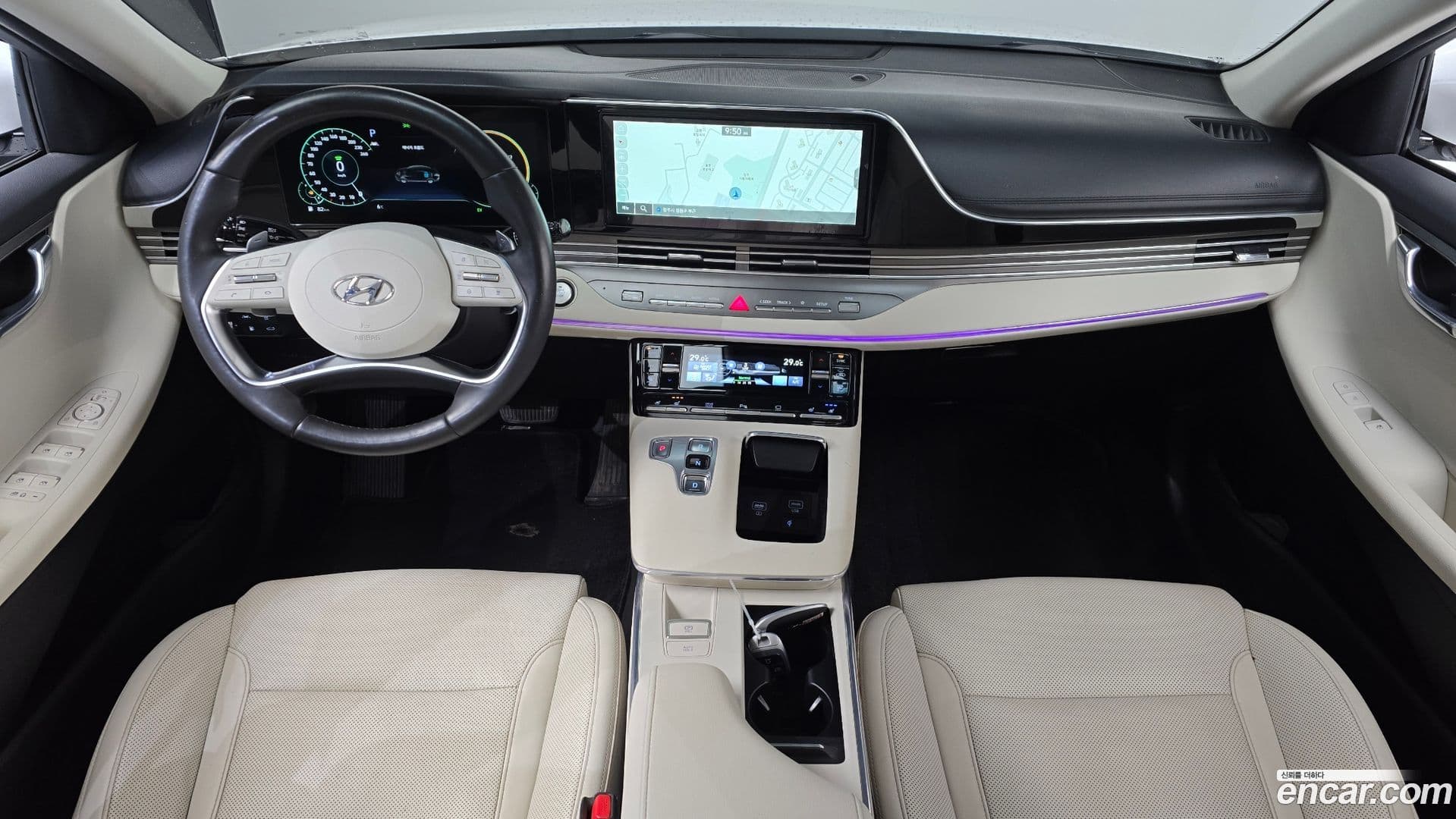 Main__Slider__Photo:Grandeur Hyundai 2021.10-6