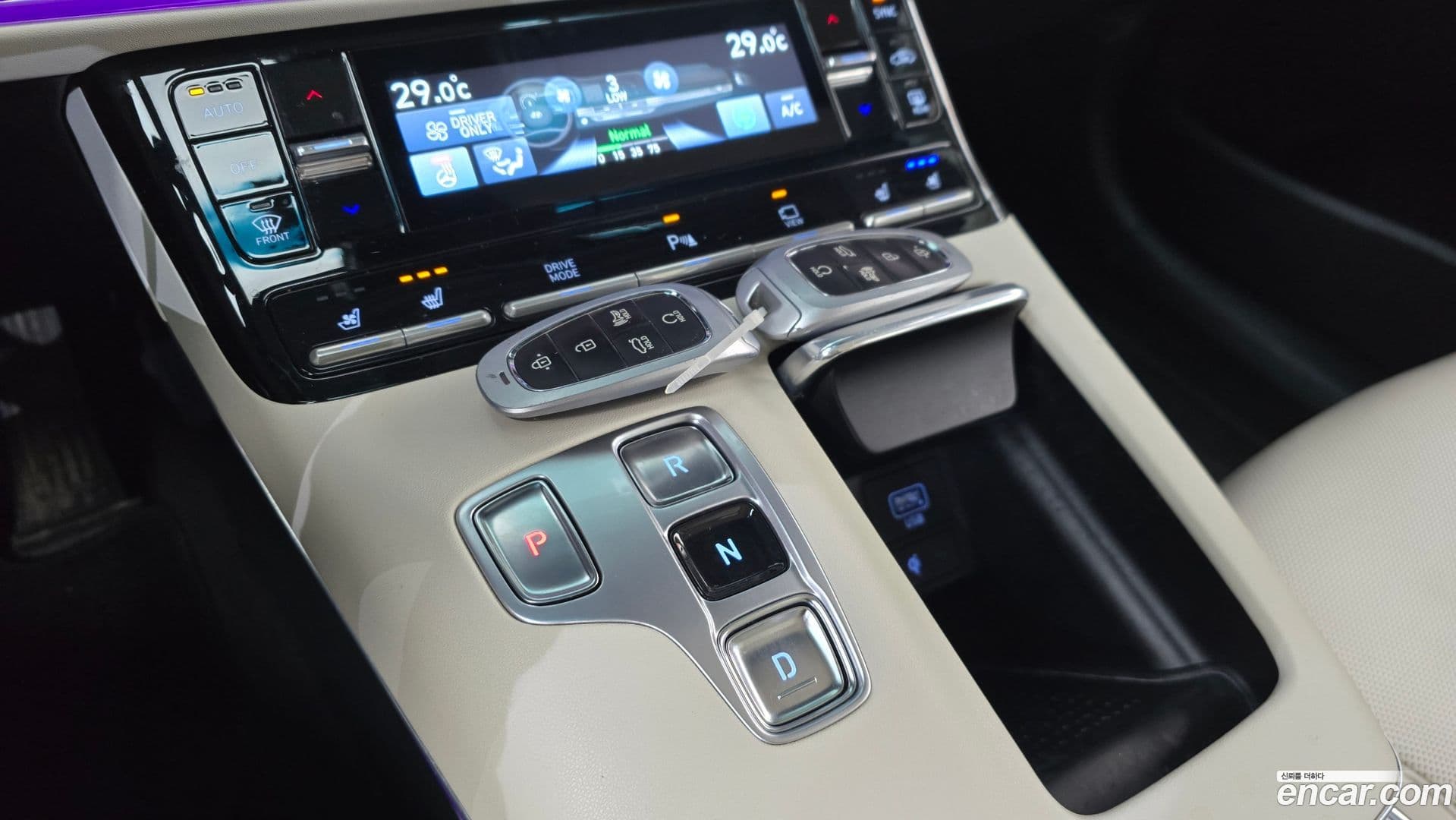 Main__Slider__Photo:Grandeur Hyundai 2021.10-8