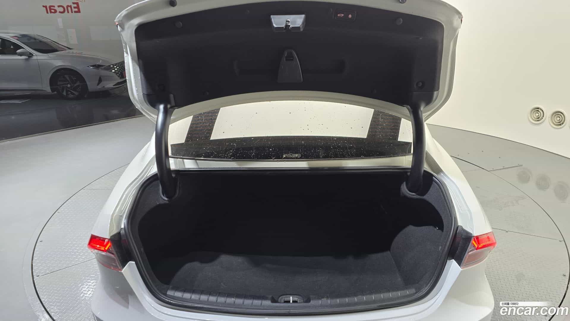 Grandeur Hyundai 2021.10-OPTION-024