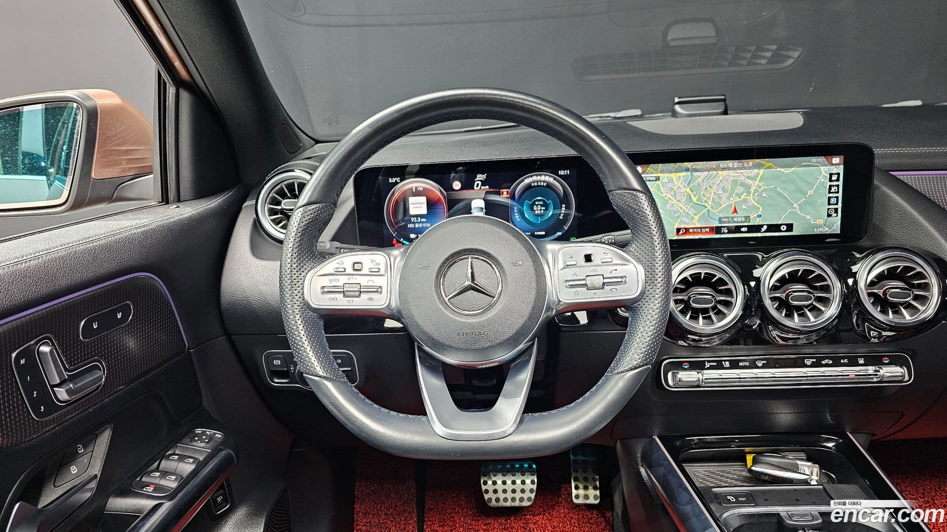 Main__Slider__Photo:EQA Mercedes-Benz 2022.10-12