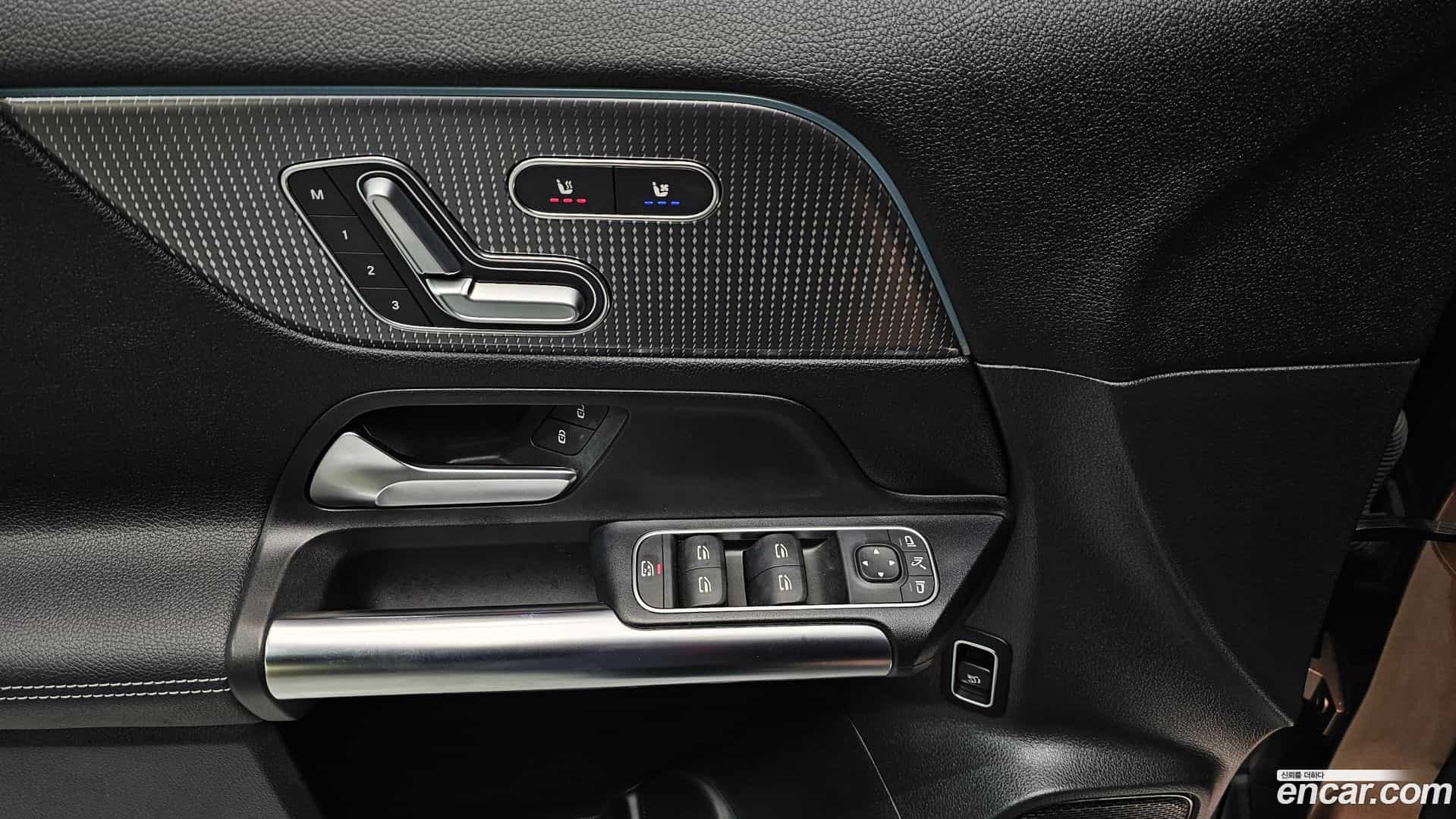 EQA Mercedes-Benz 2022.10-OPTION-022