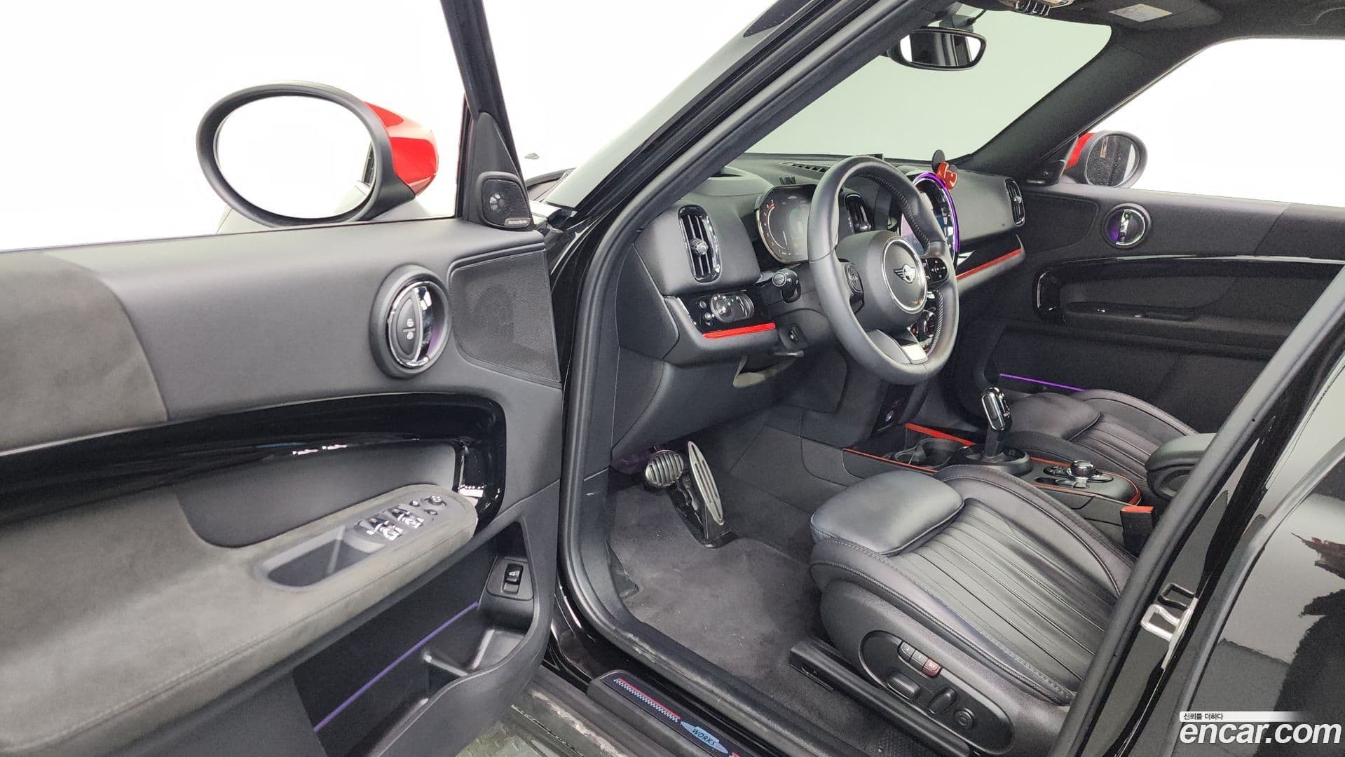 Main__Slider__Photo:Countryman Mini 2022.5-9