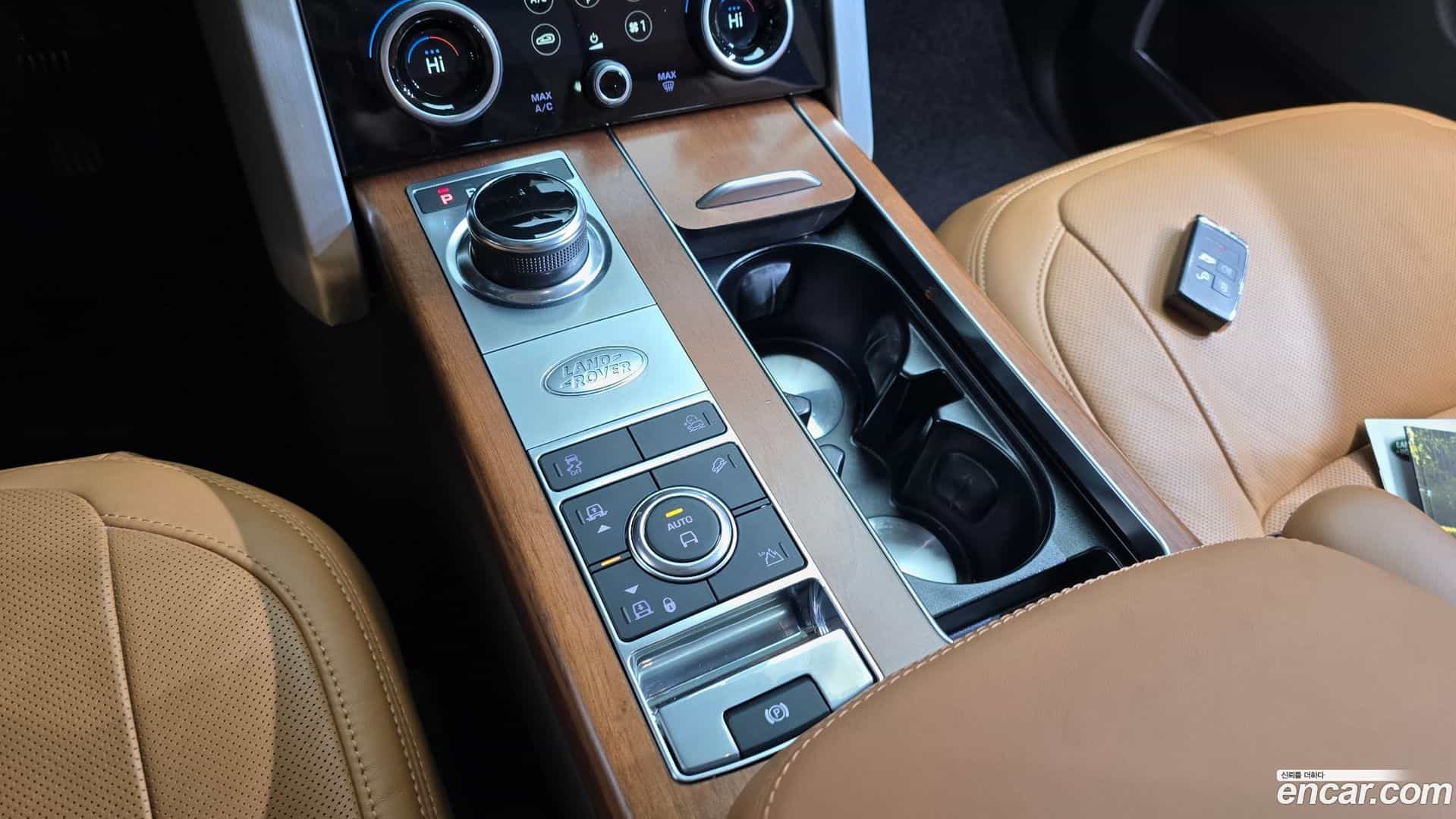 Range Rover Land Rover 2020.4-INNER-009