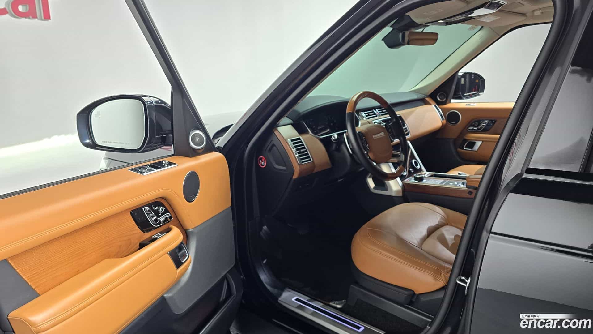 Range Rover Land Rover 2020.4-INNER-010