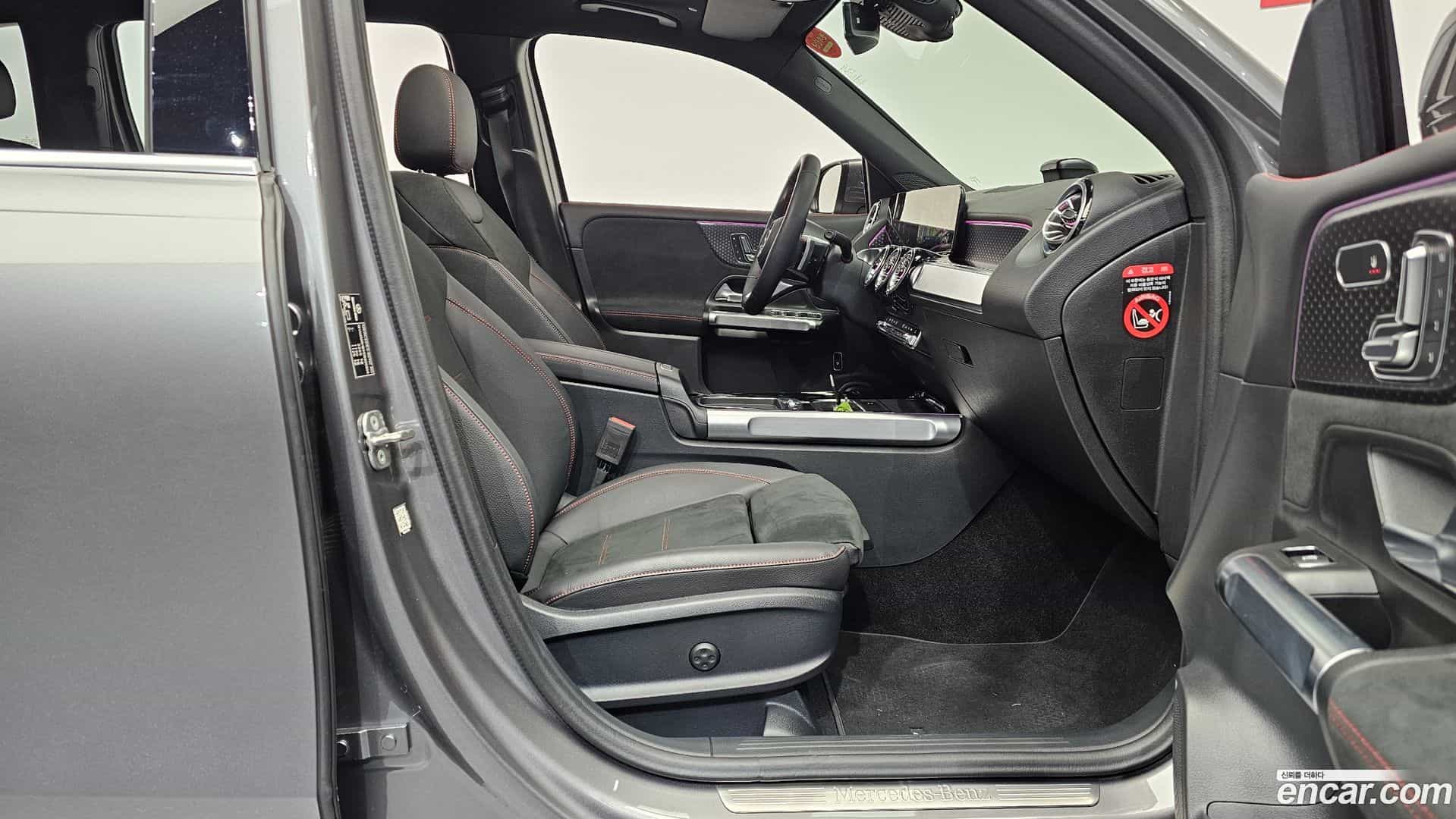 GLB-Class Mercedes-Benz 2025.4-OPTION-015