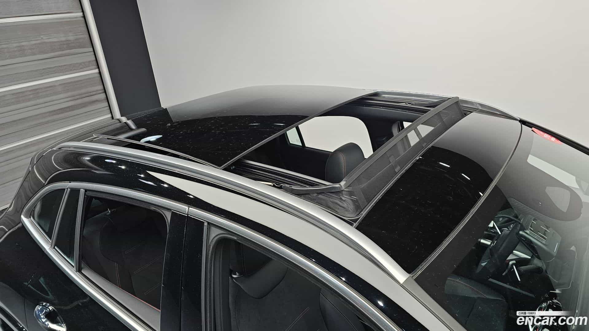 GLA-Class Mercedes-Benz 2025.4-OPTION-023