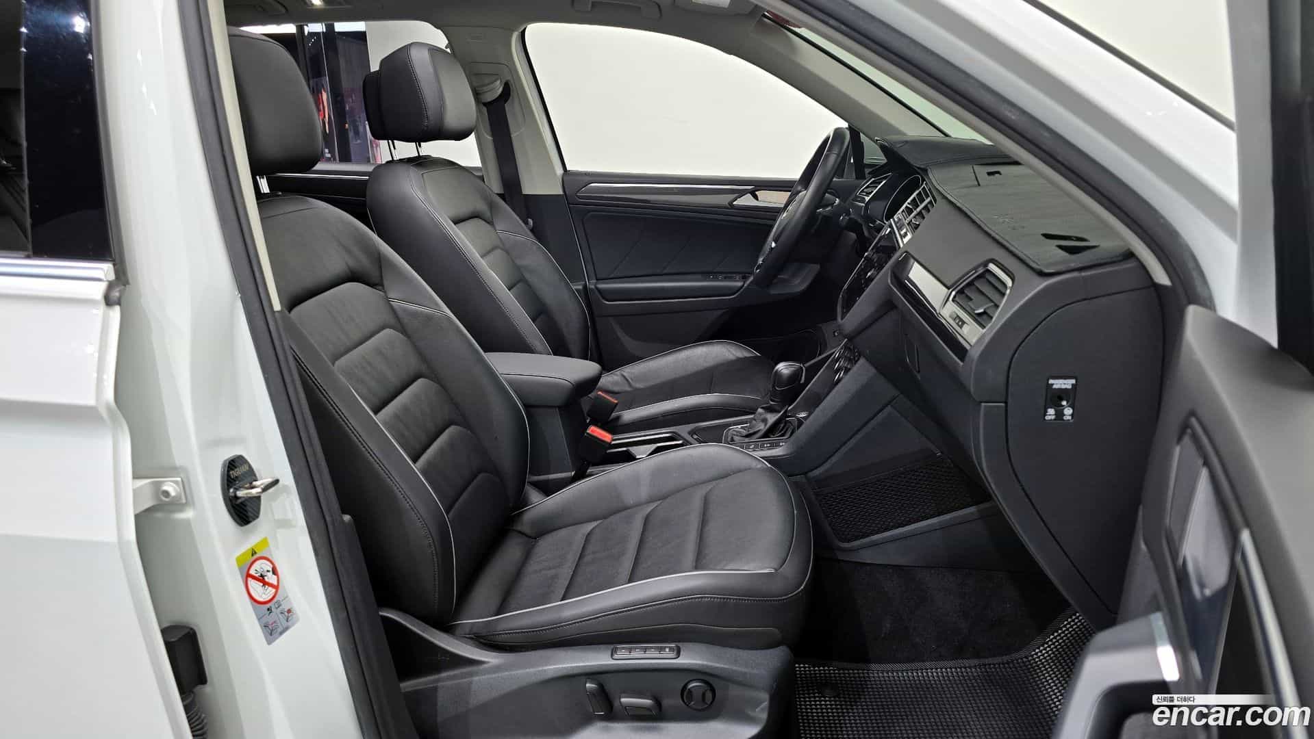 Tiguan Volkswagen 2020.6-OPTION-016