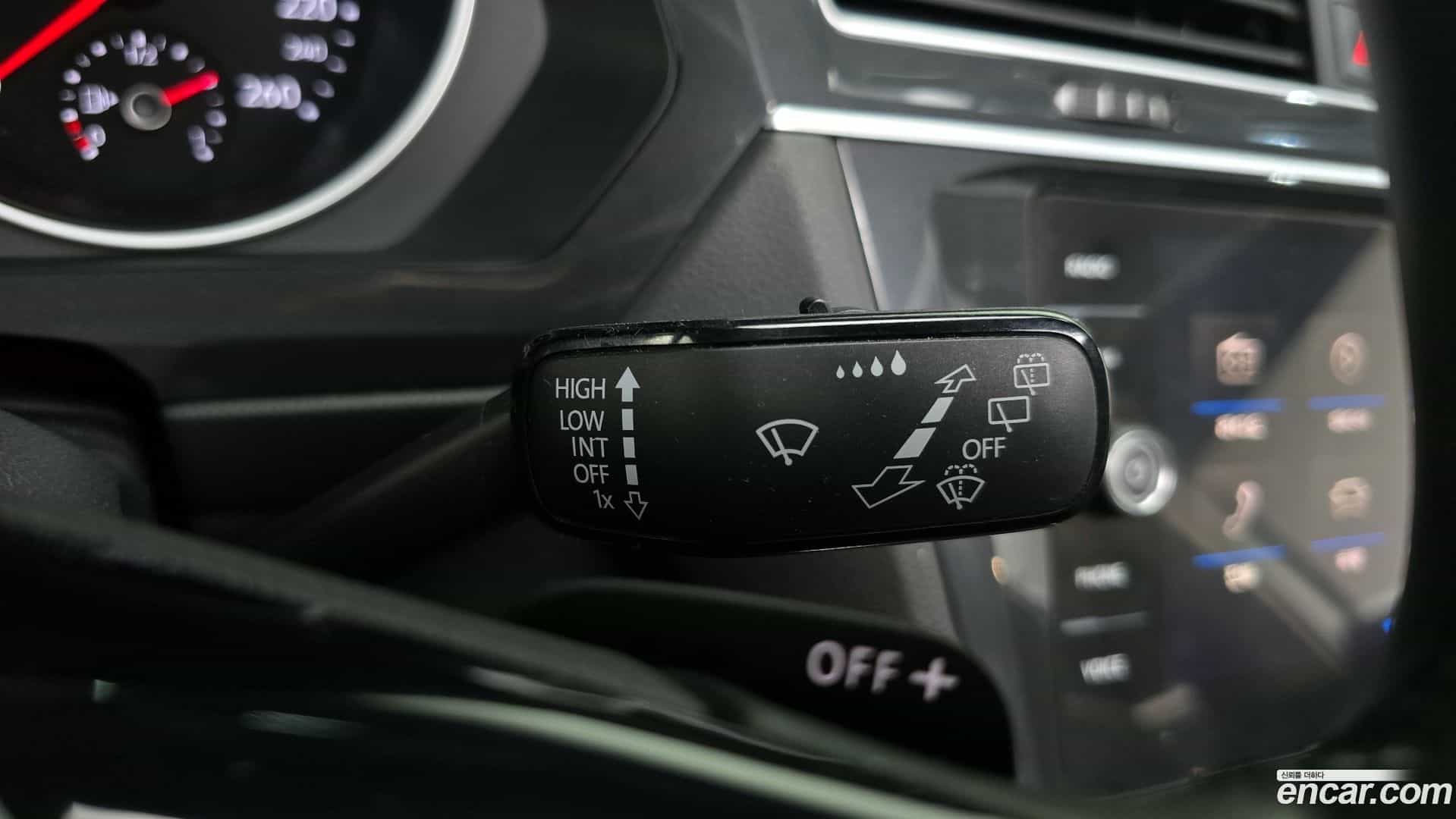 Tiguan Volkswagen 2020.6-OPTION-019