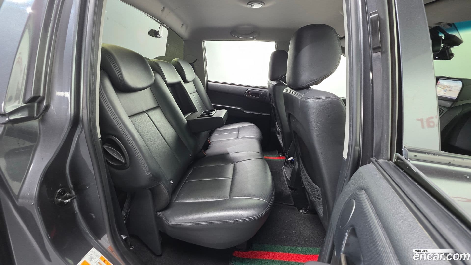 Main__Slider__Photo:KORANDO KG_Mobility_Ssangyong 2015.3-18