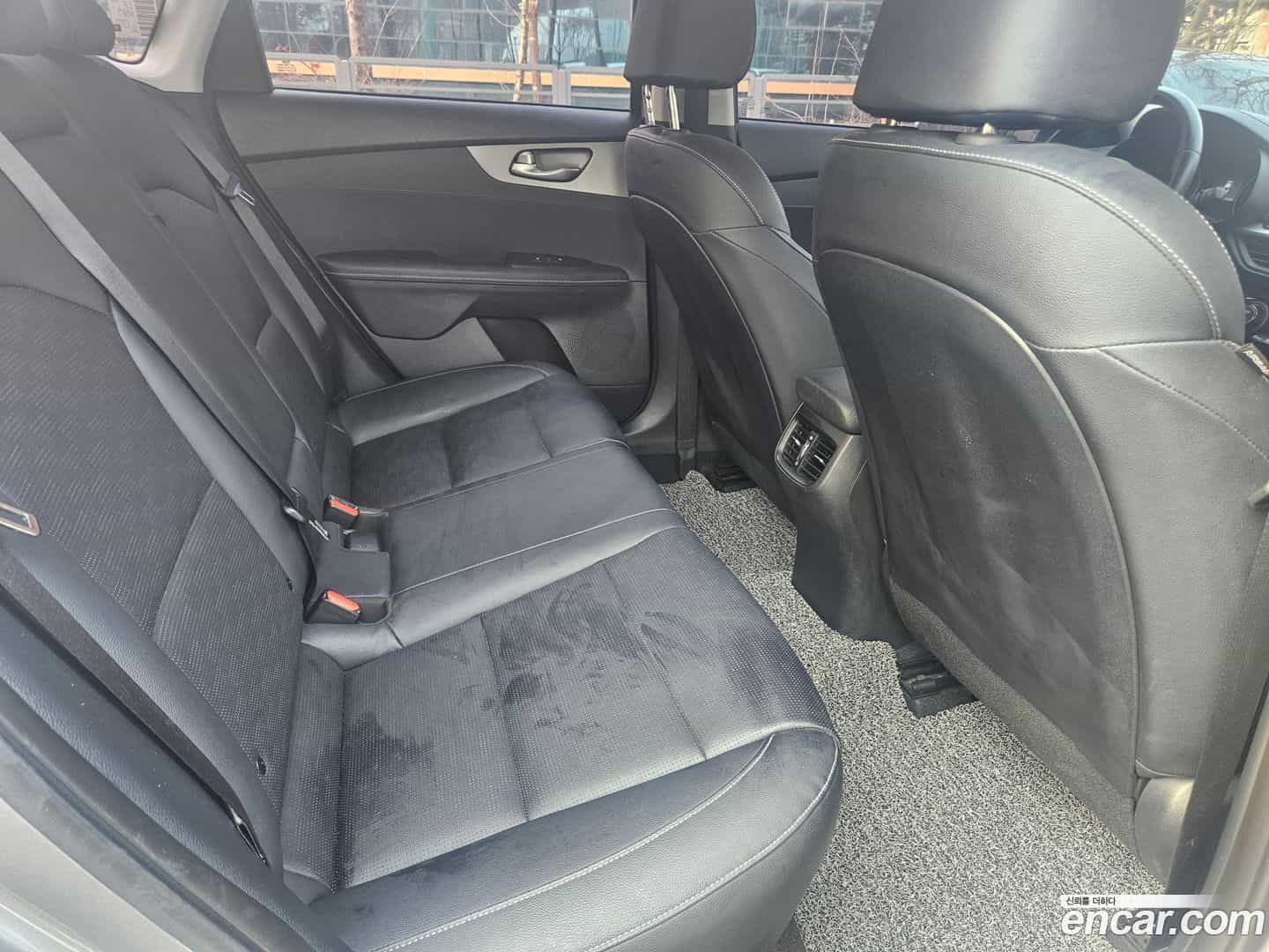 K3 Kia 2019.0-OPTION-015