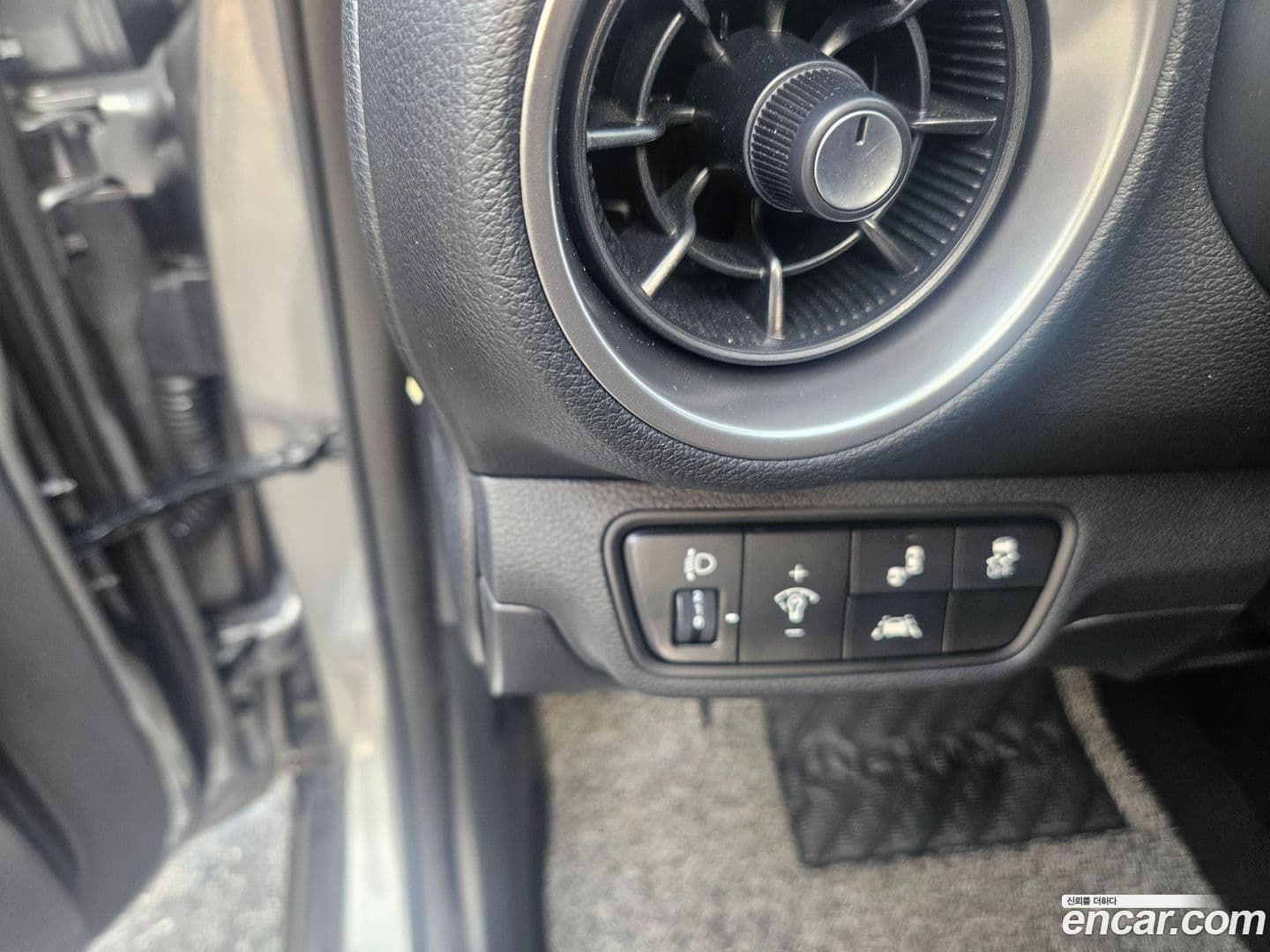 Main__Slider__Photo:K3 Kia 2019.0-15