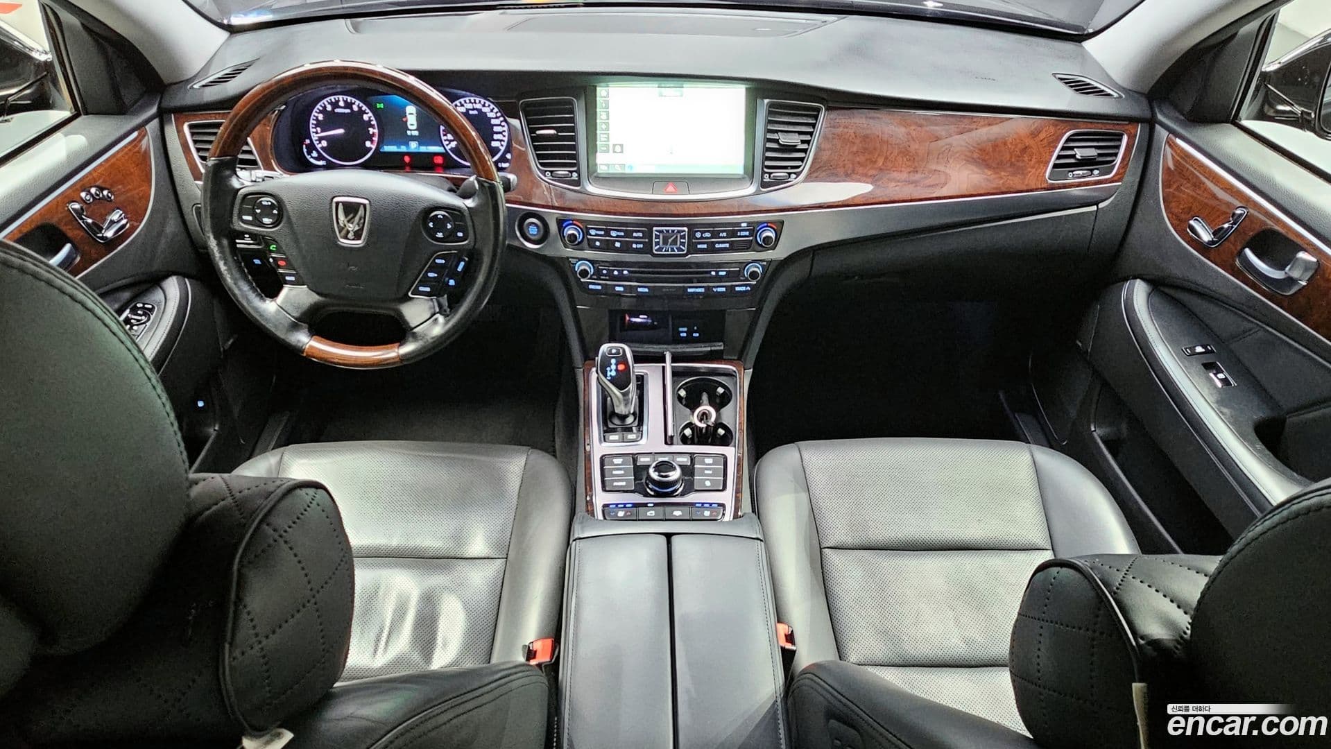 Main__Slider__Photo:Equus Hyundai 2015.11-6