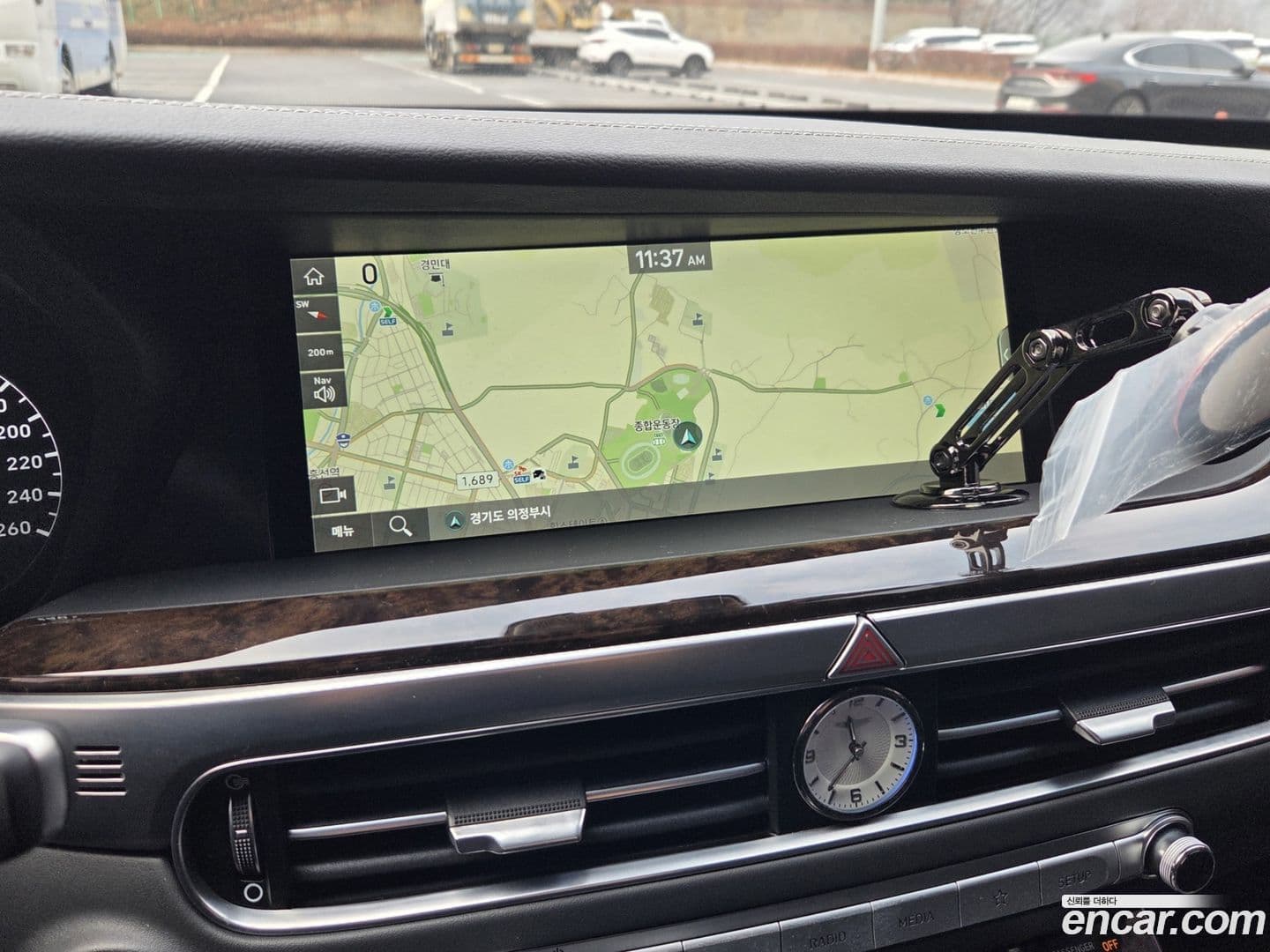 Main__Slider__Photo:G90 Genesis 2019.3-16