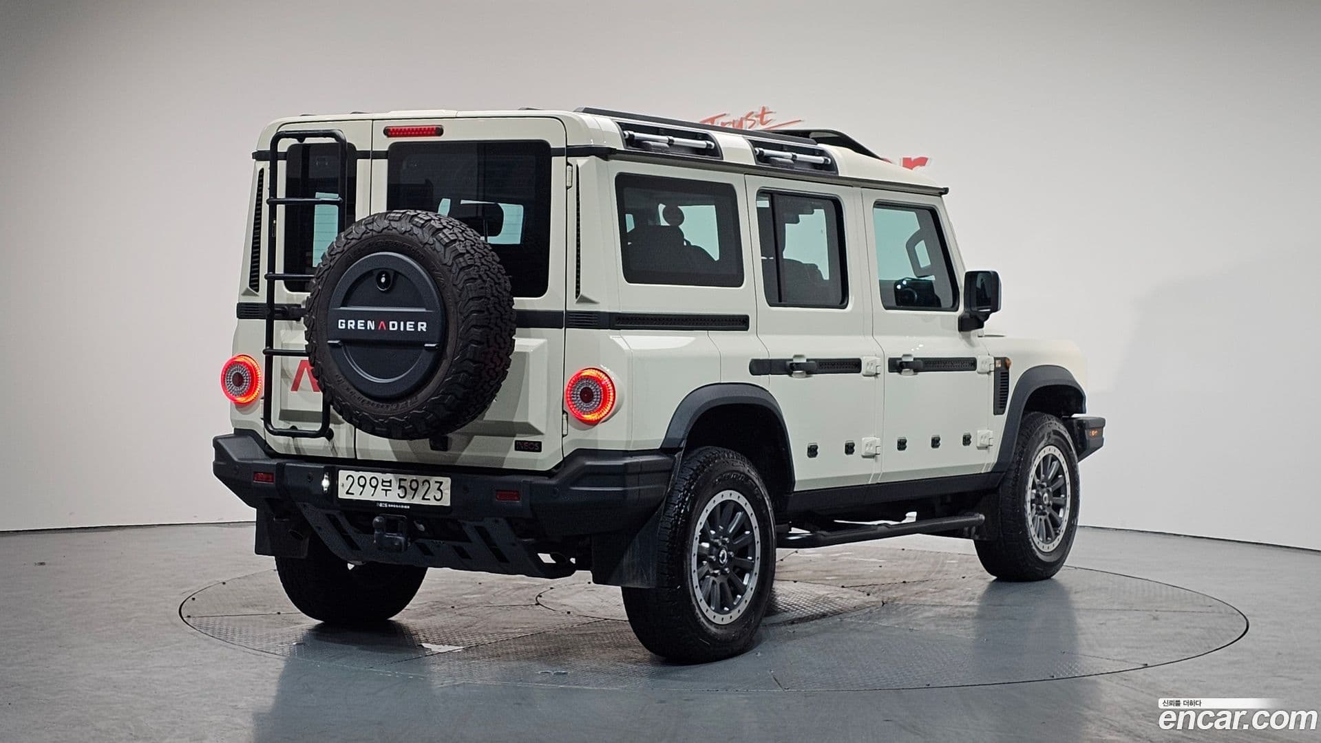 Main__Slider__Photo:Grenadier Ineos 2024.5-1