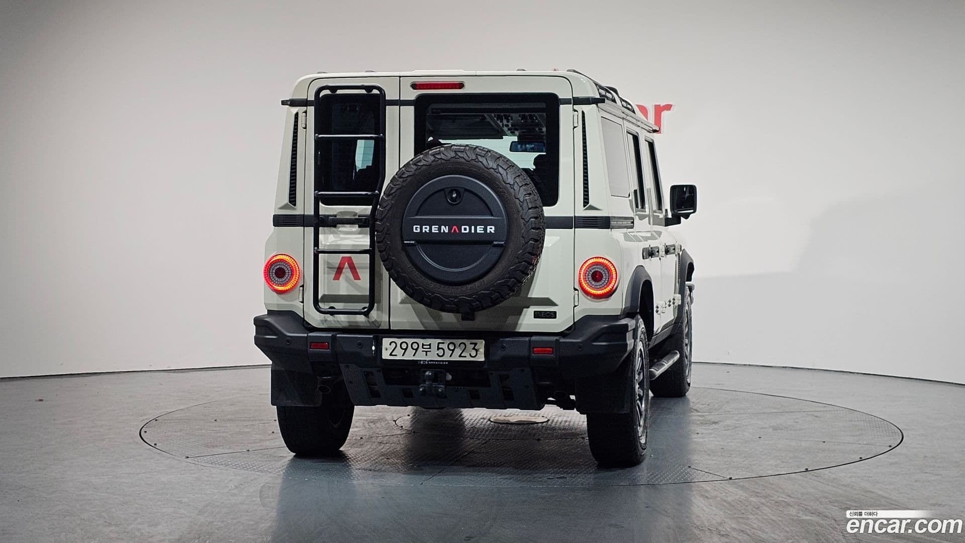 Main__Slider__Photo:Grenadier Ineos 2024.5-3