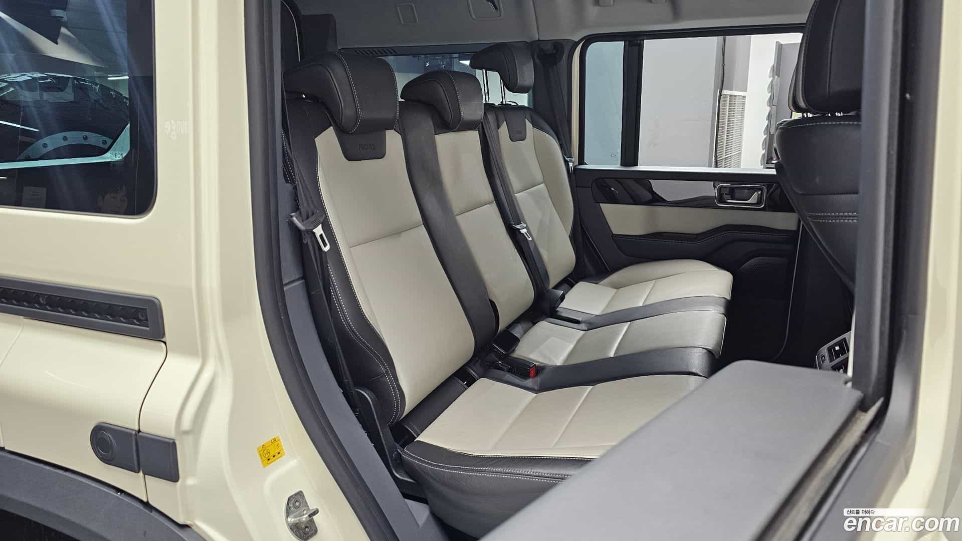 Grenadier Ineos 2024.5-OPTION-016