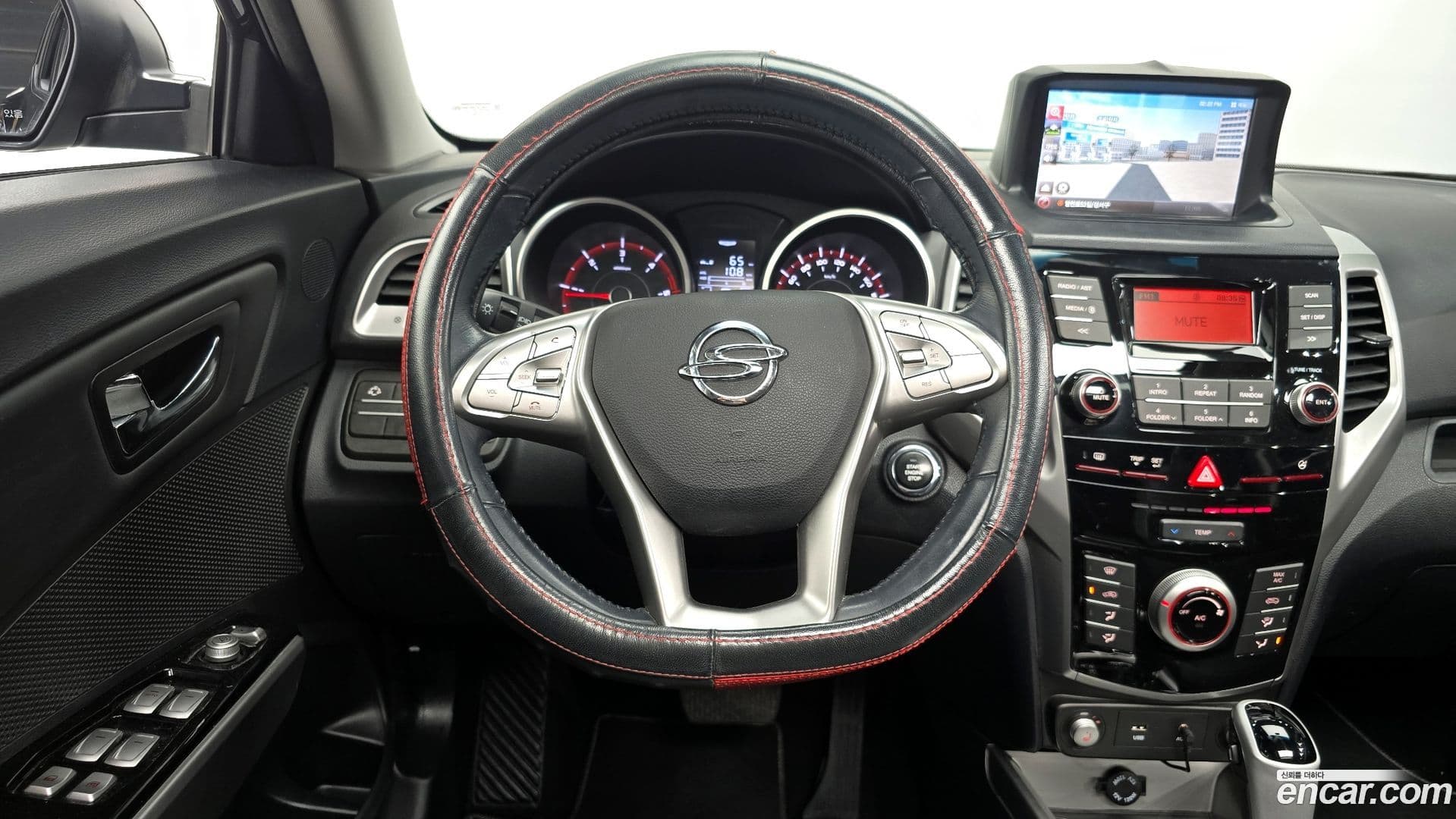 Main__Slider__Photo:TIBOLI KG_Mobility_Ssangyong 2015.6-12