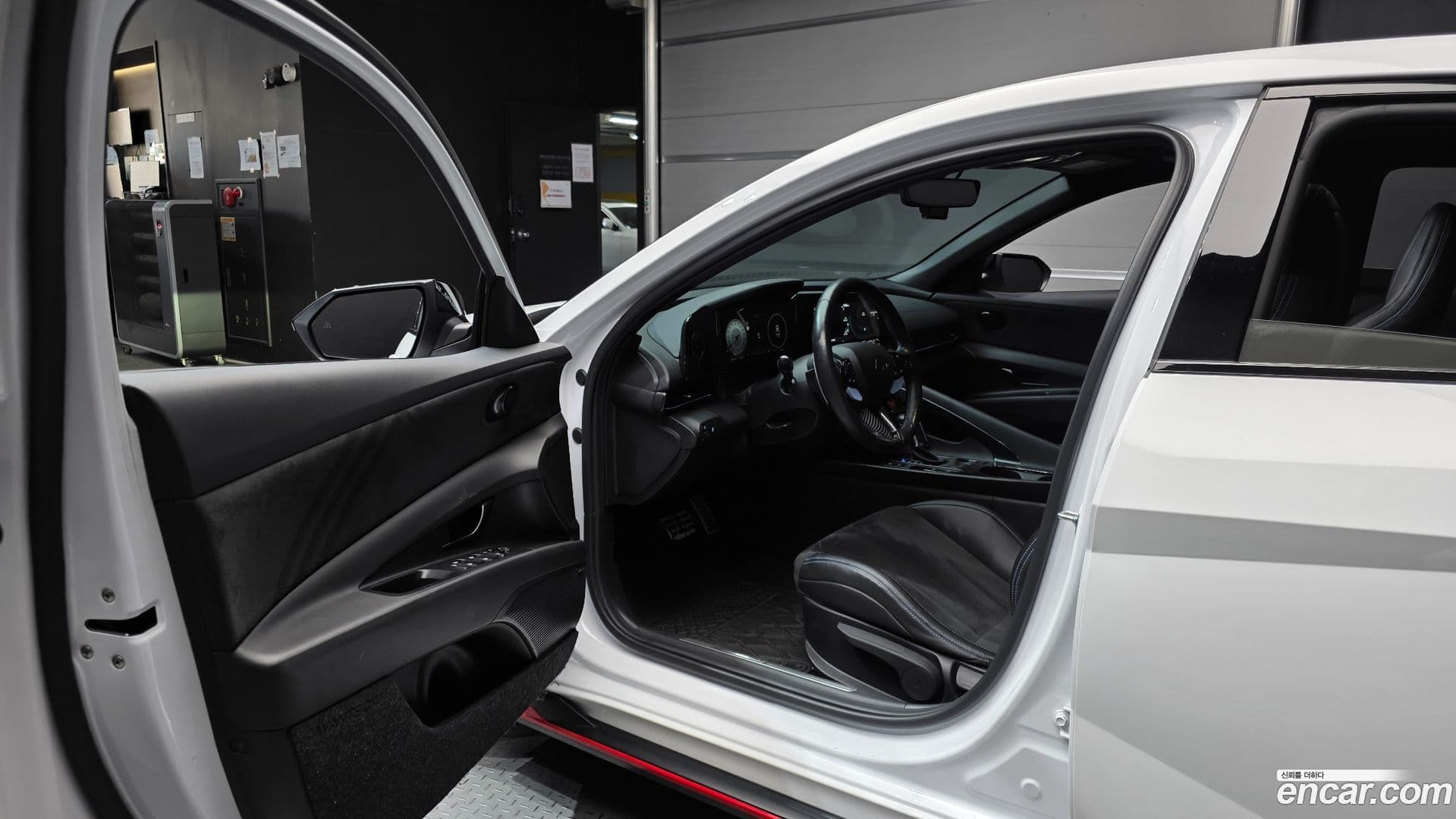 Main__Slider__Photo:AVANTE Hyundai 2024.4-10