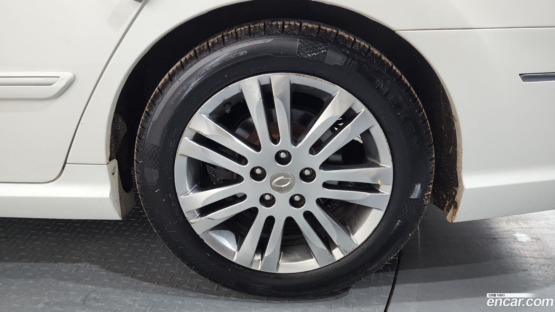 Main__Slider__Photo:SM7 Renault-KoreaSamsung 2010.3-4