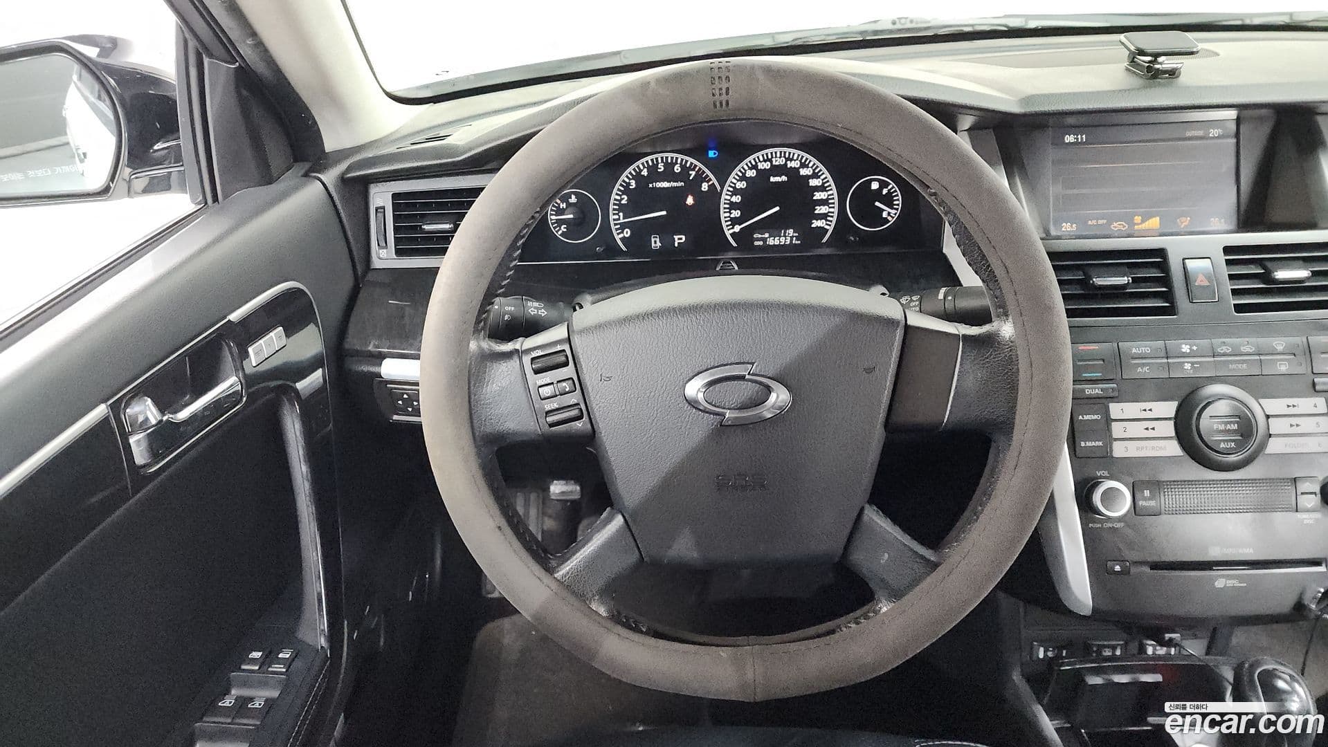 Main__Slider__Photo:SM7 Renault-KoreaSamsung 2010.3-12