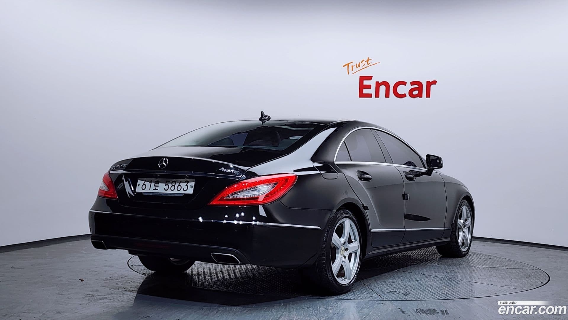 Main__Slider__Photo:CLS-Class Mercedes-Benz 2014.3-1