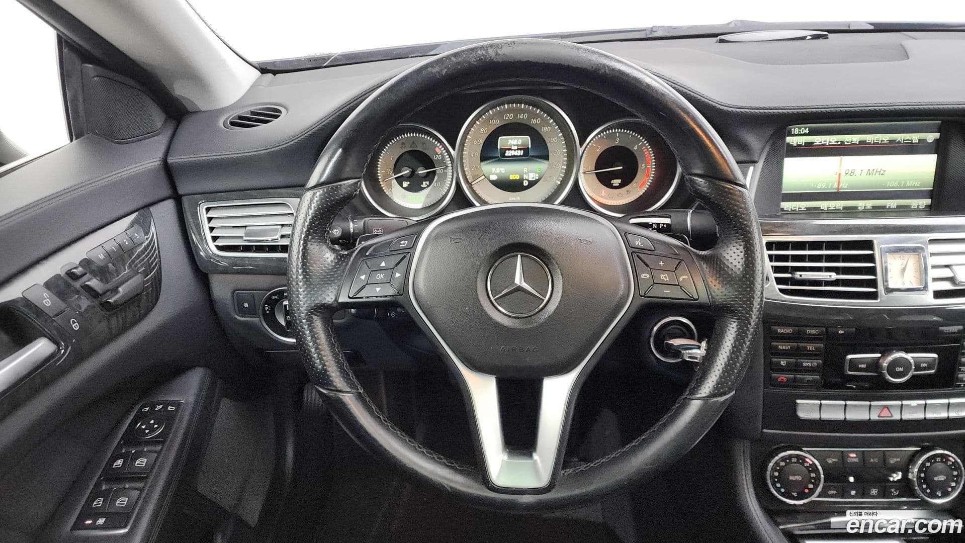 Main__Slider__Photo:CLS-Class Mercedes-Benz 2014.3-12