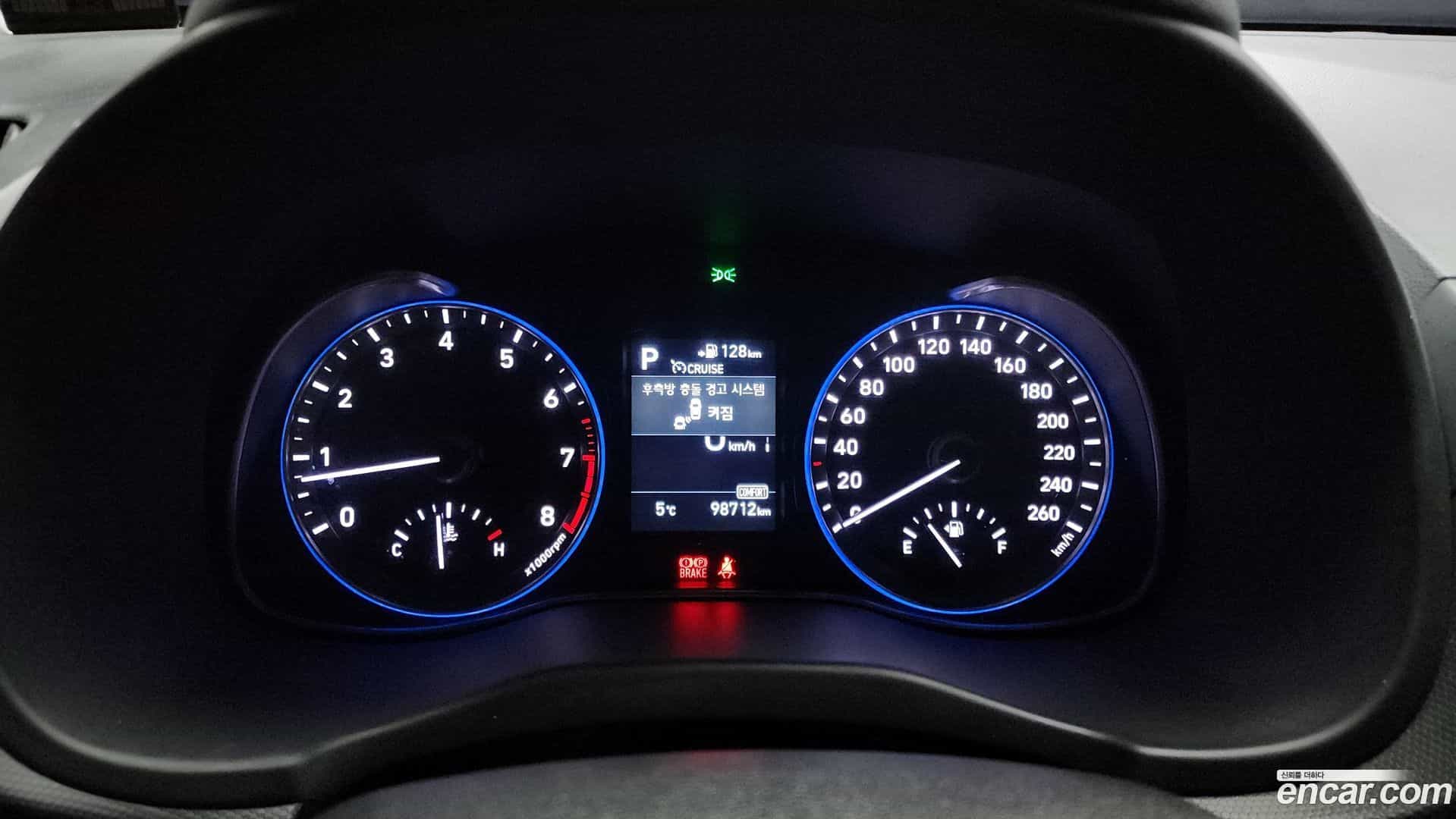 Kona Hyundai 2018.8-INNER-008