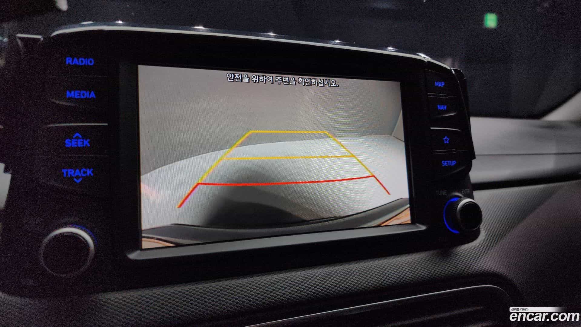 Kona Hyundai 2018.8-OPTION-018