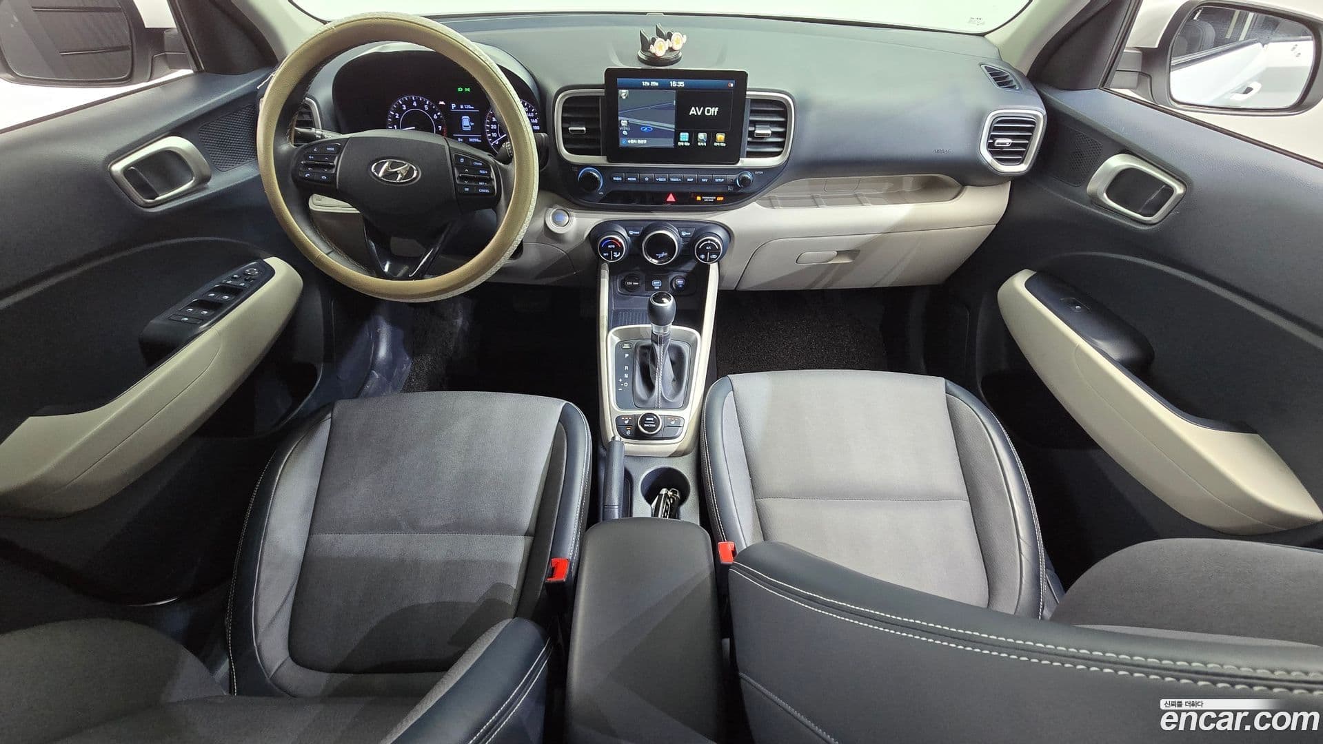 Main__Slider__Photo:Venue Hyundai 2019.6-6