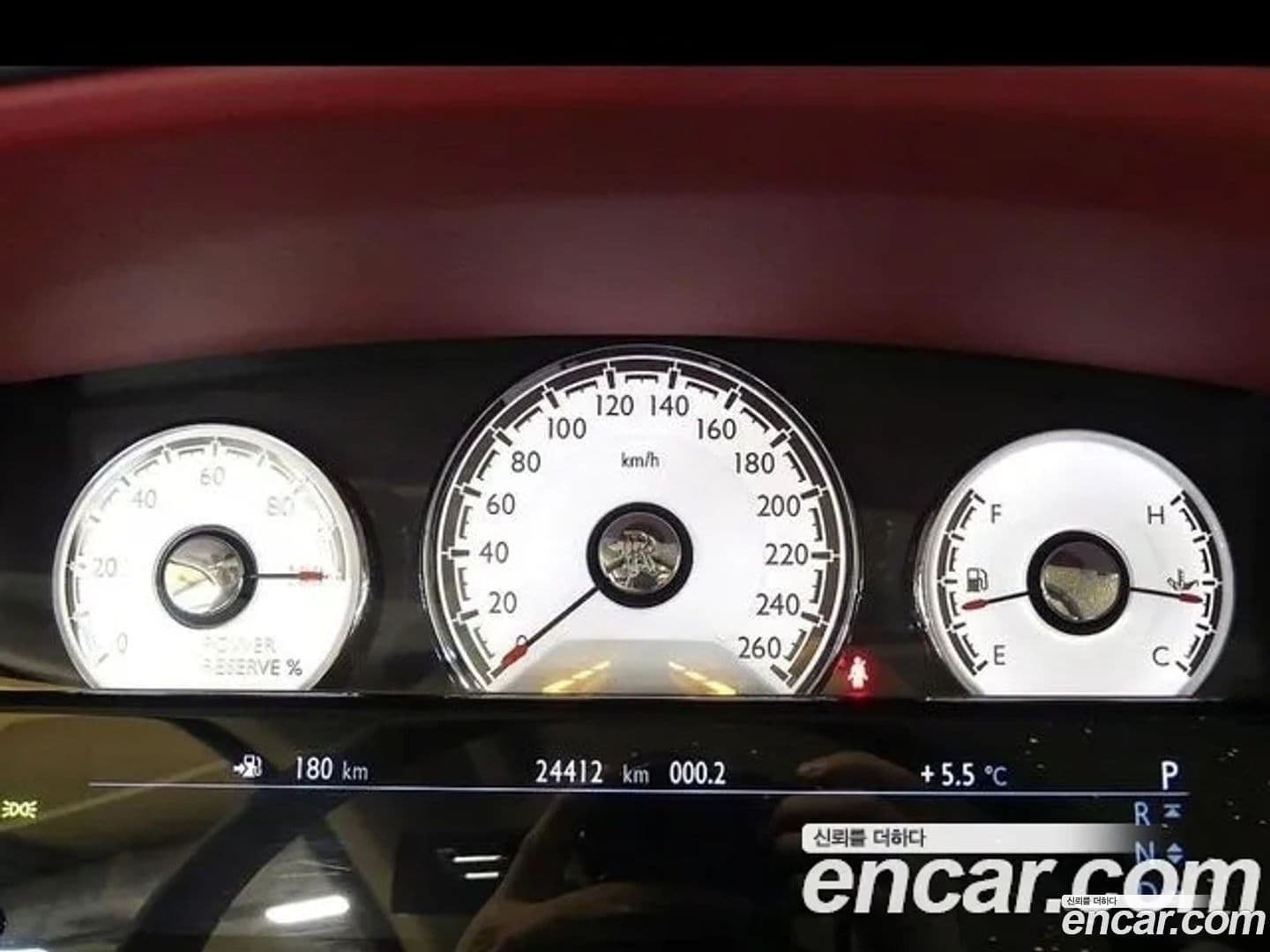 Main__Slider__Photo:Wraith Rolls-Royce 2019.3-7