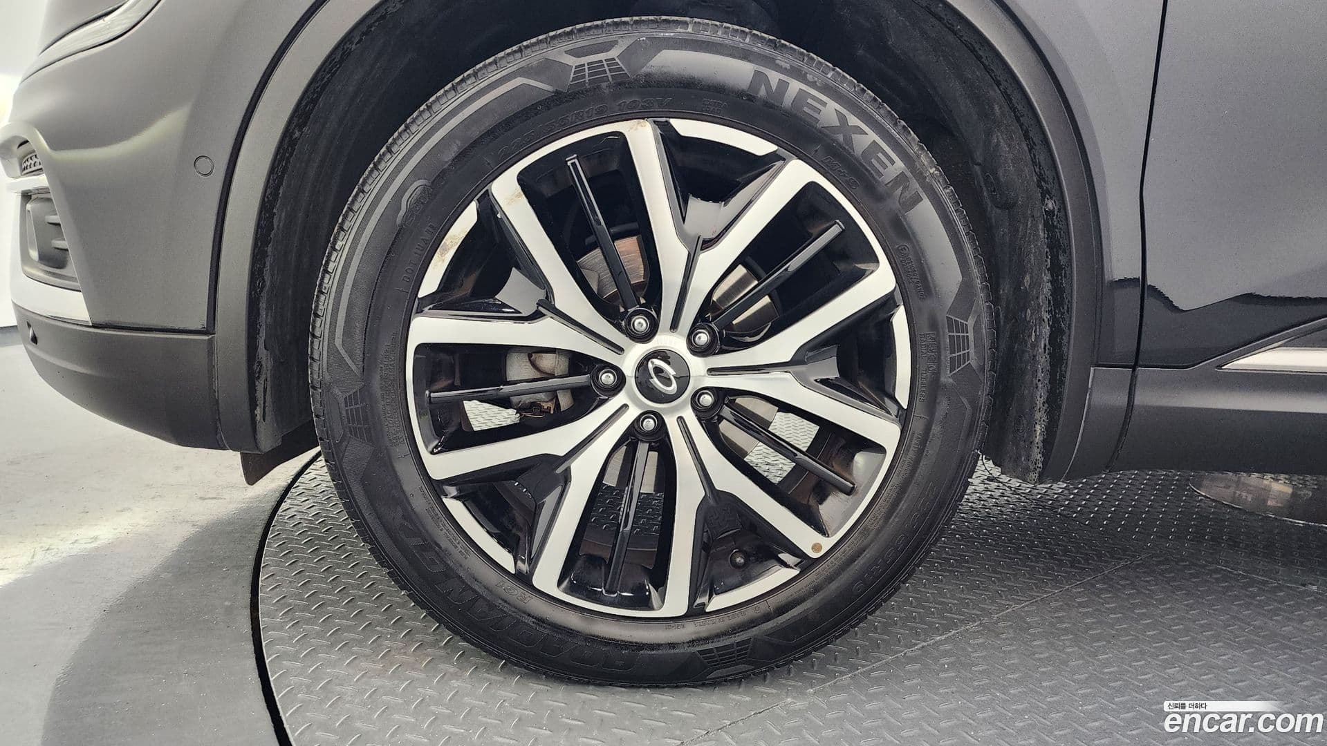 Main__Slider__Photo:QM6 Renault-KoreaSamsung 2019.5-4