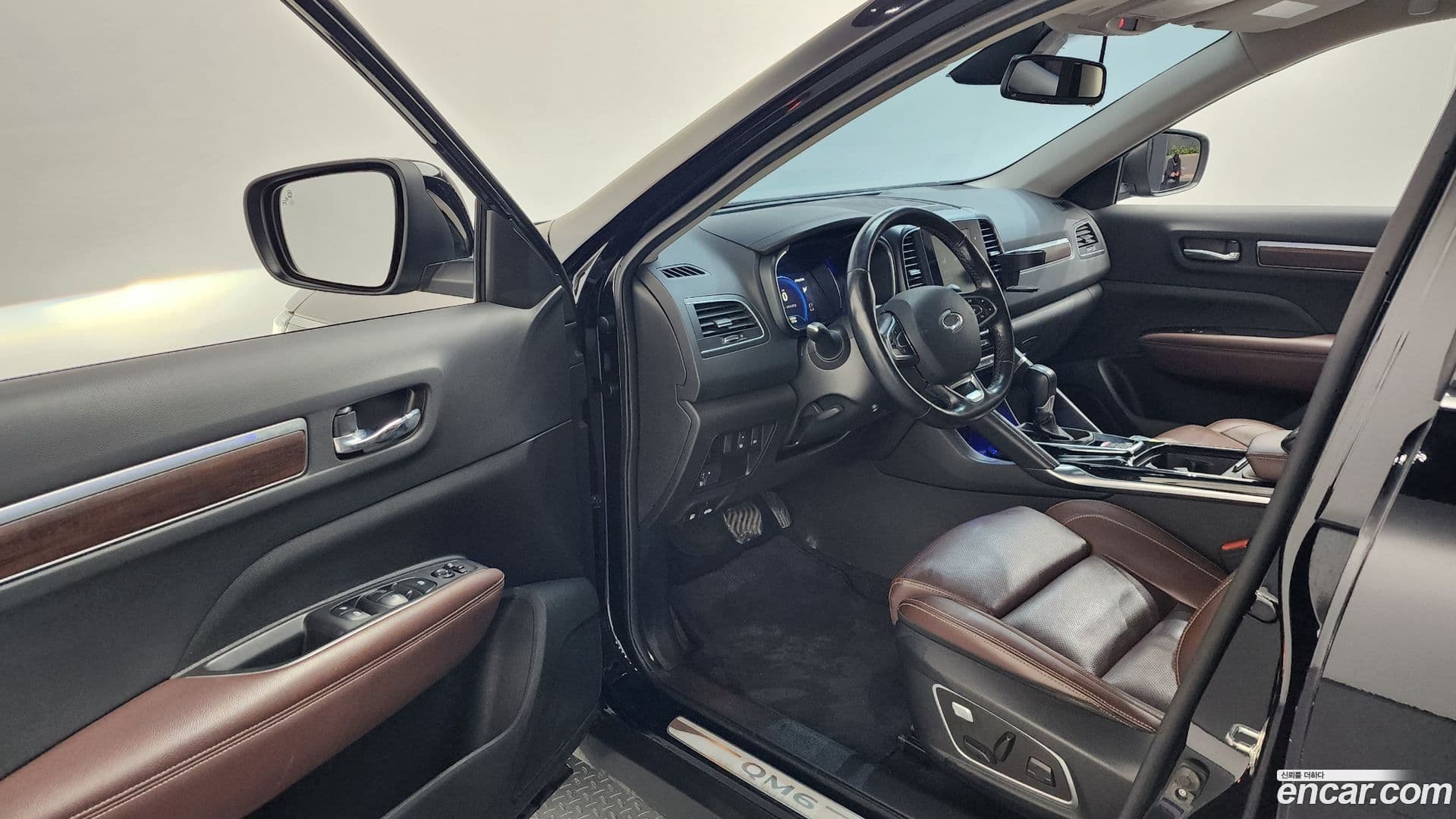 Main__Slider__Photo:QM6 Renault-KoreaSamsung 2019.5-9