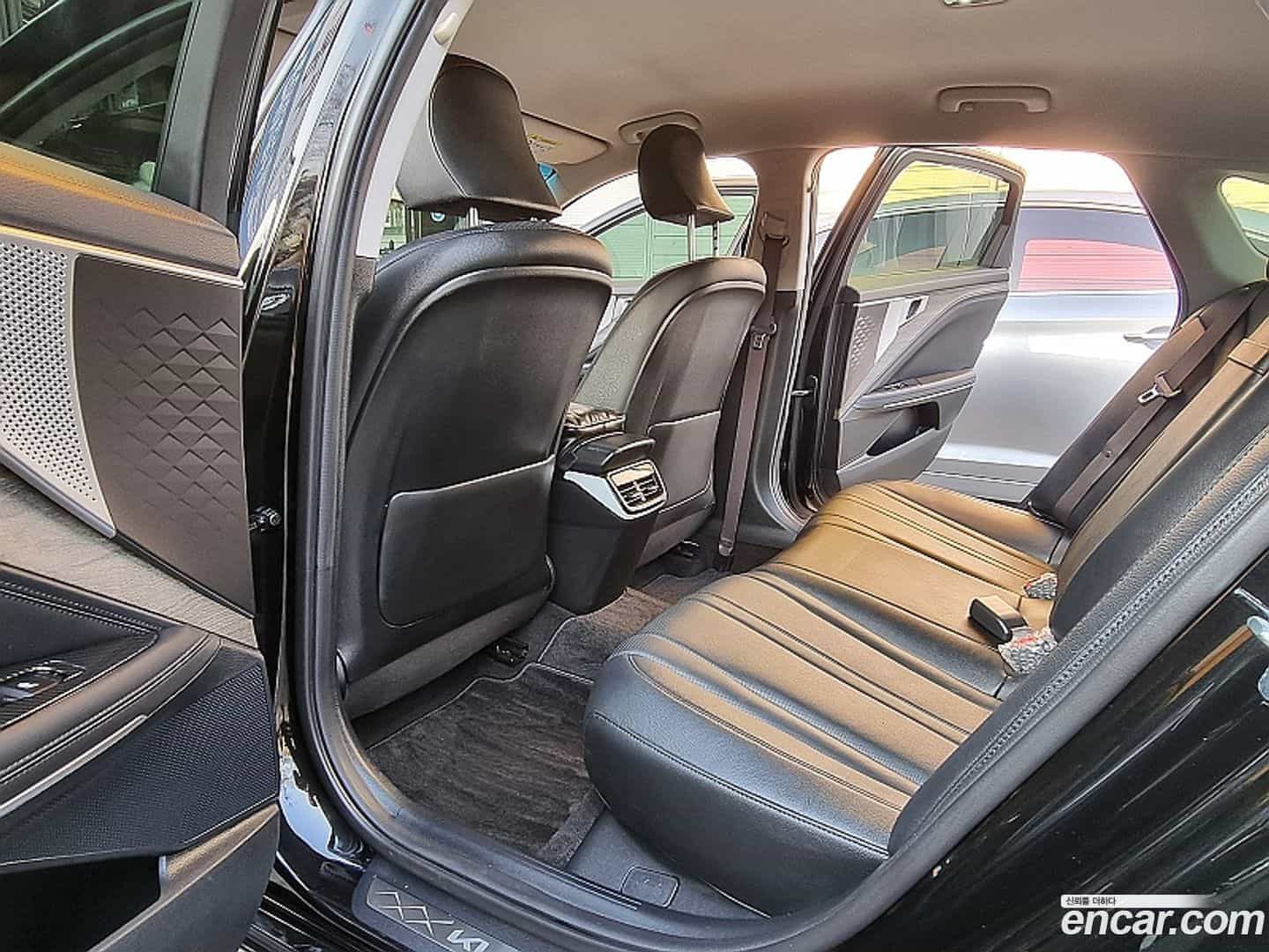 K8 Kia 2021.10-INNER-008