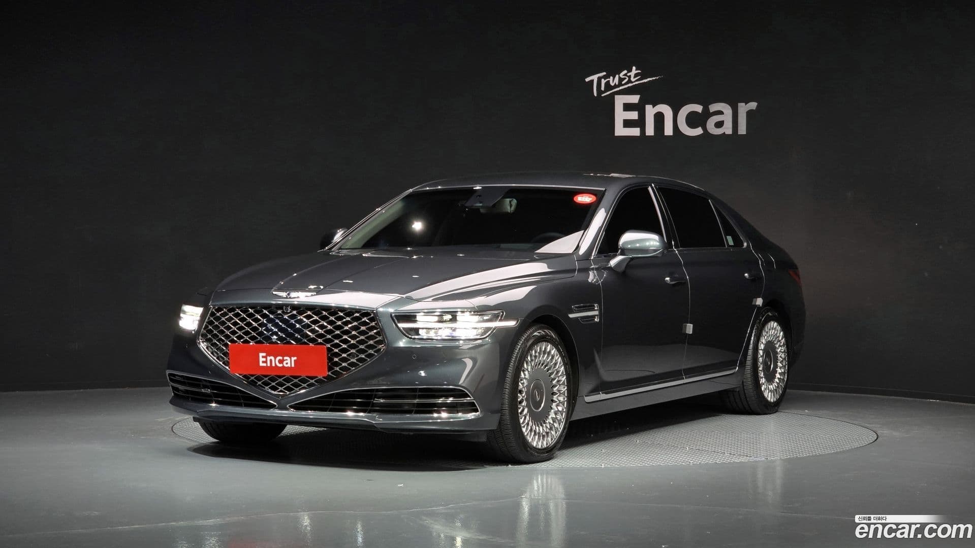 Main__Slider__Photo:G90 Genesis 2019.11-0