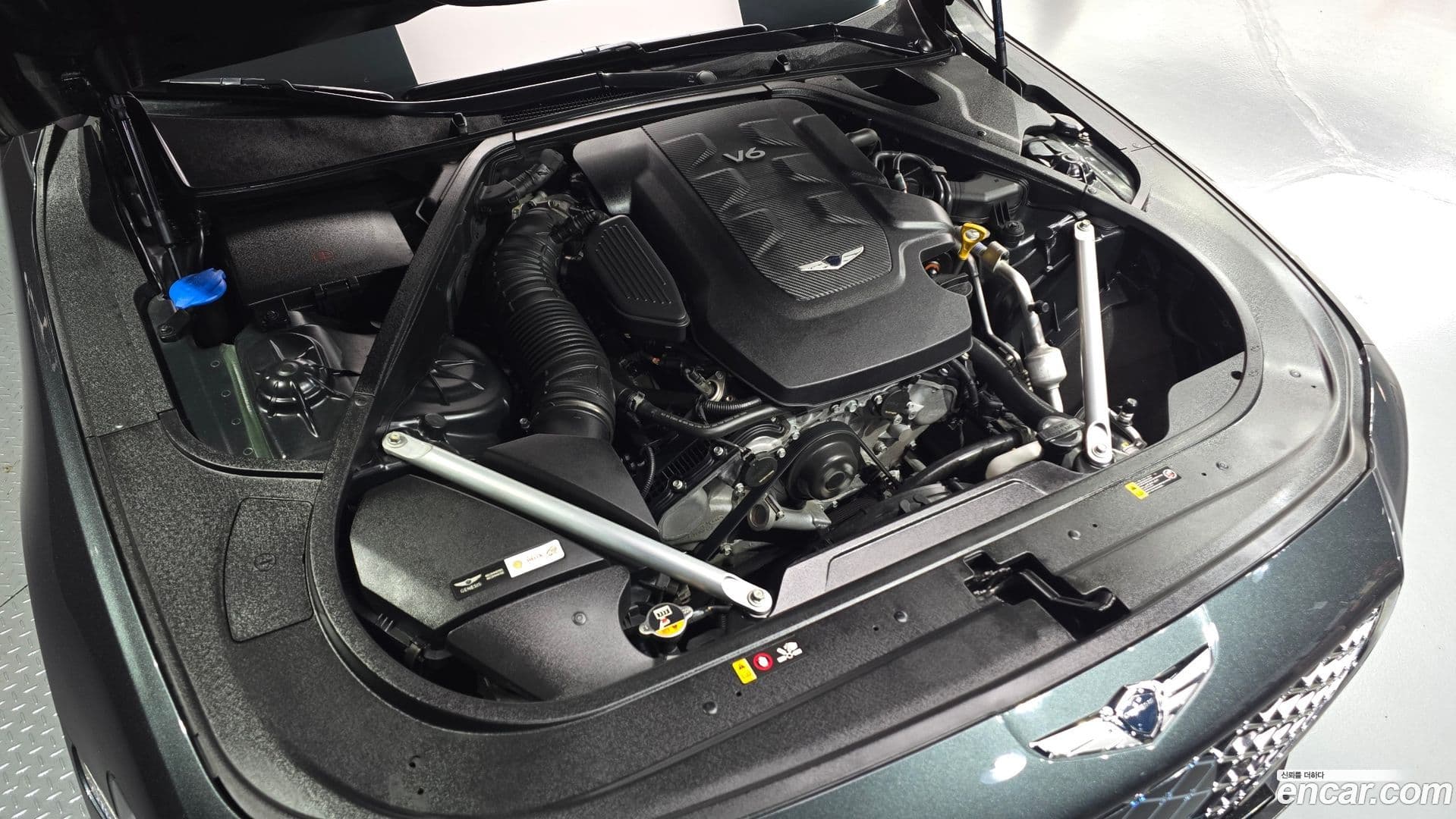 Main__Slider__Photo:G90 Genesis 2019.11-5