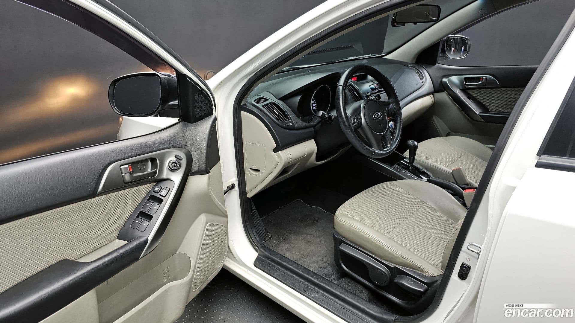 Main__Slider__Photo:Porte Kia 2010.5-10