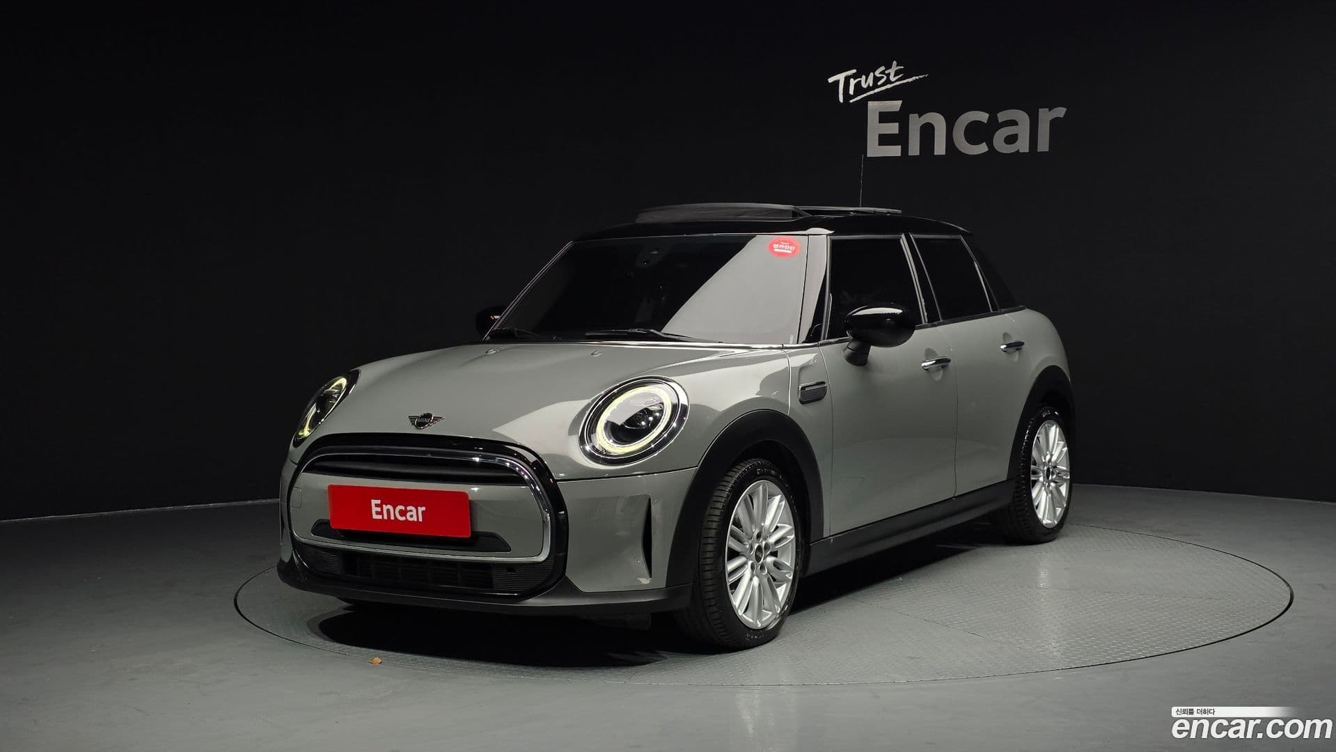 Main__Slider__Photo:Cooper Mini 2022.3-0