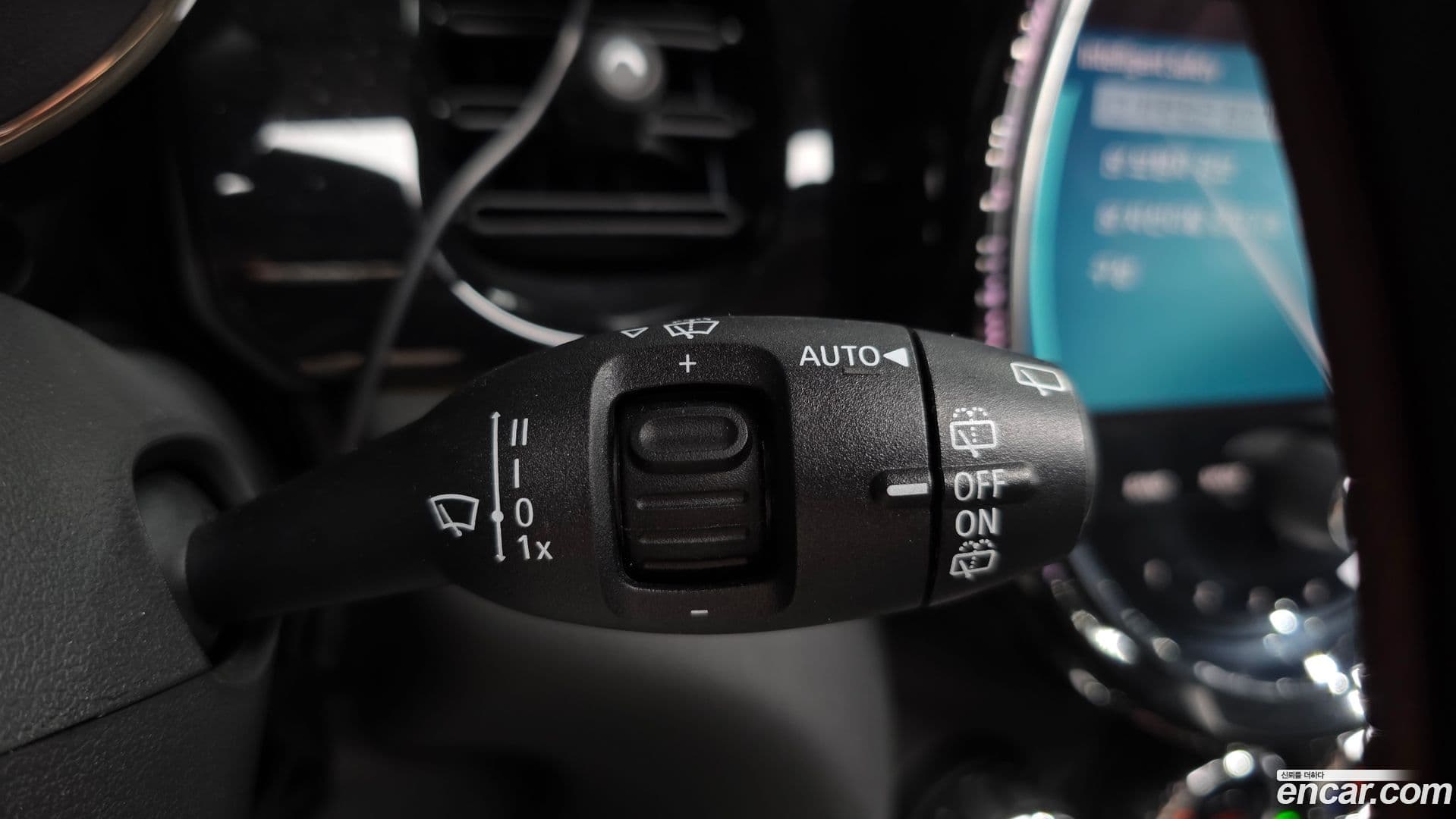 Main__Slider__Photo:Cooper Mini 2022.3-17