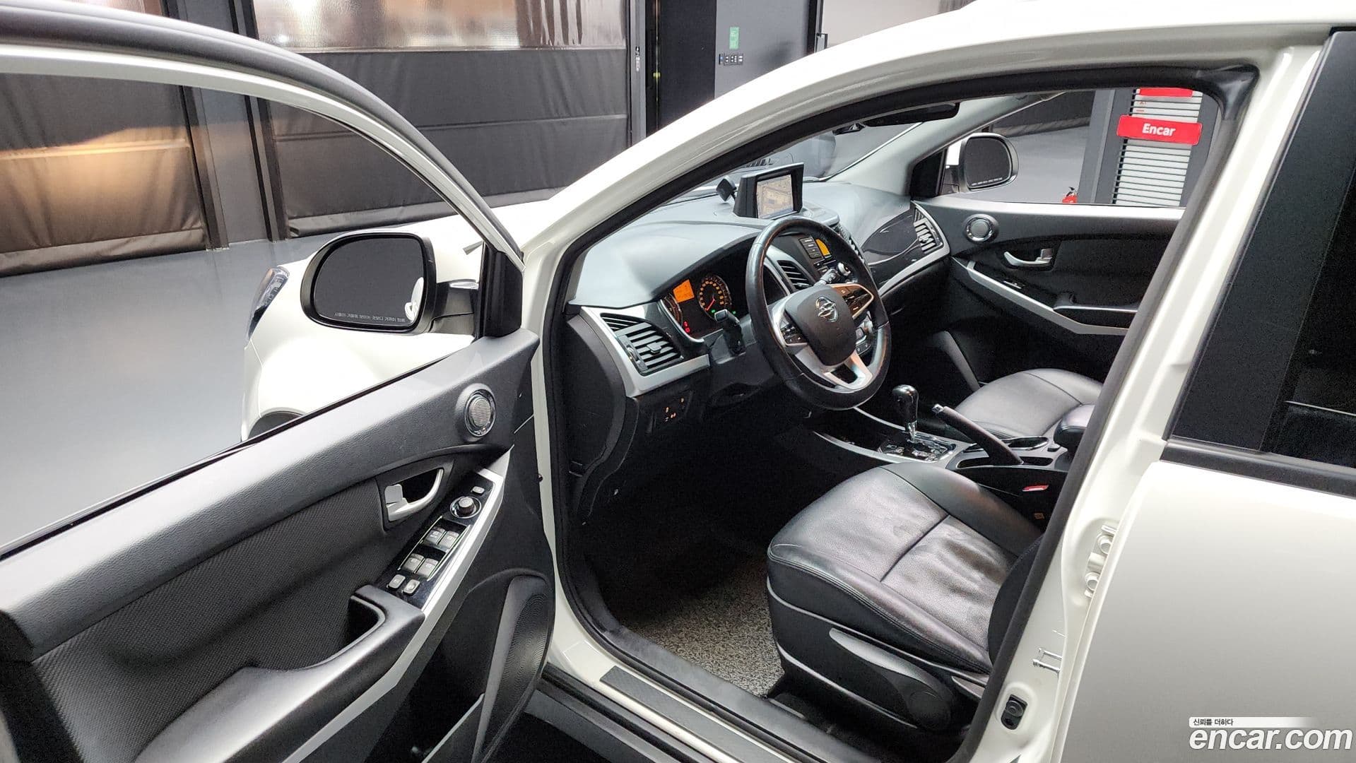 Main__Slider__Photo:KORANDO KG_Mobility_Ssangyong 2017.2-9