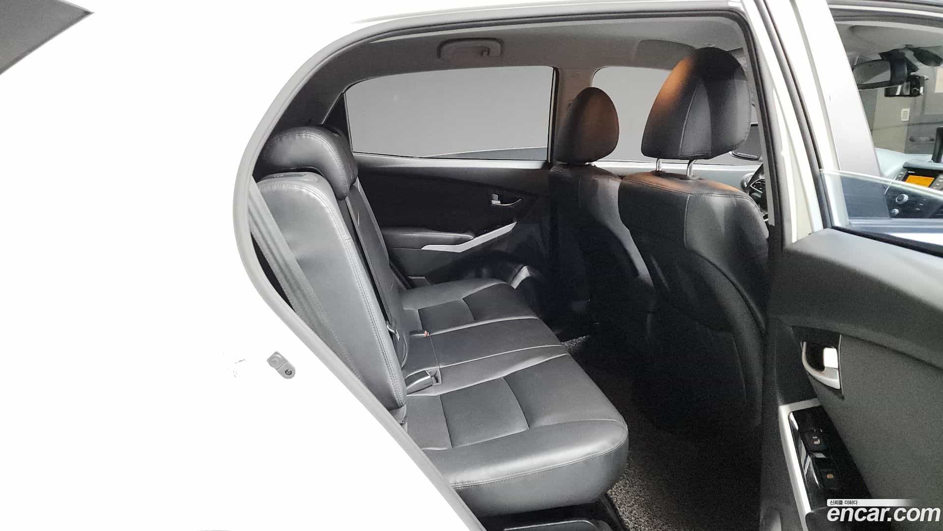 KORANDO KG_Mobility_Ssangyong 2017.2-OPTION-016