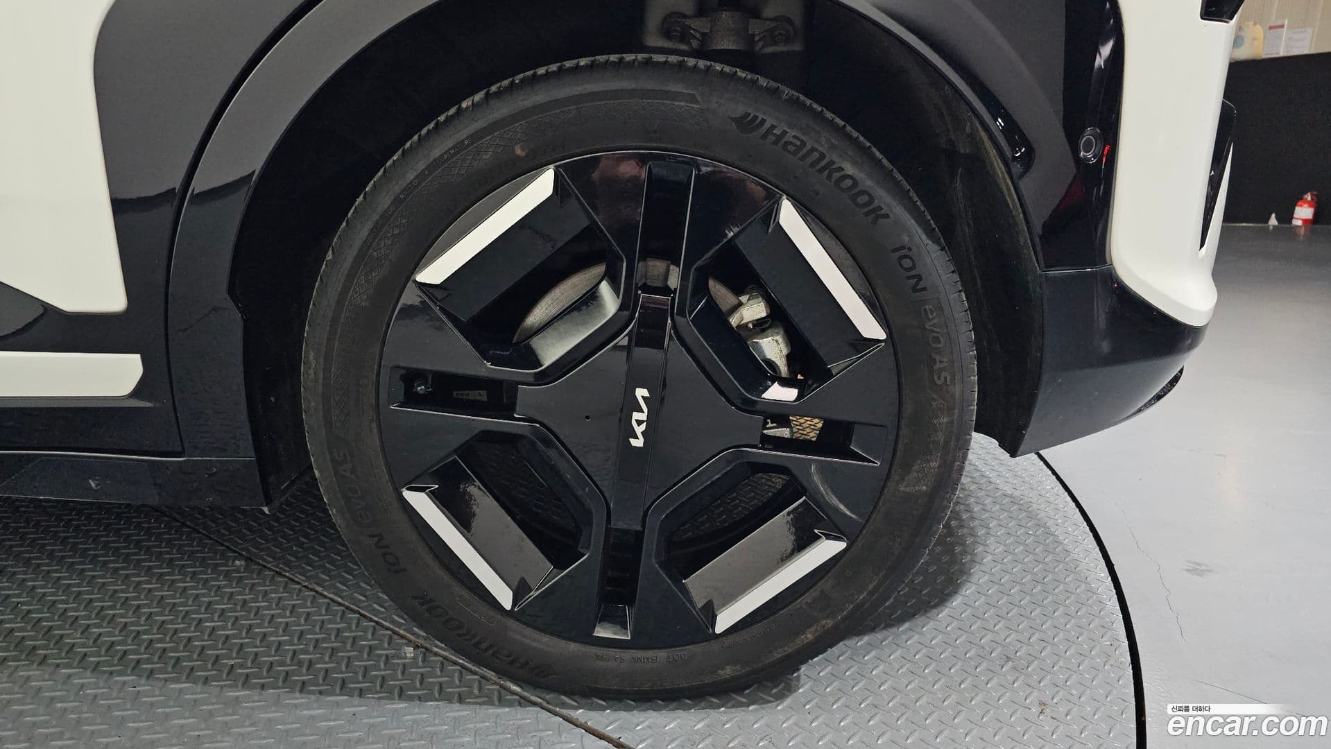 Main__Slider__Photo:EV3 Kia 2024.6-4