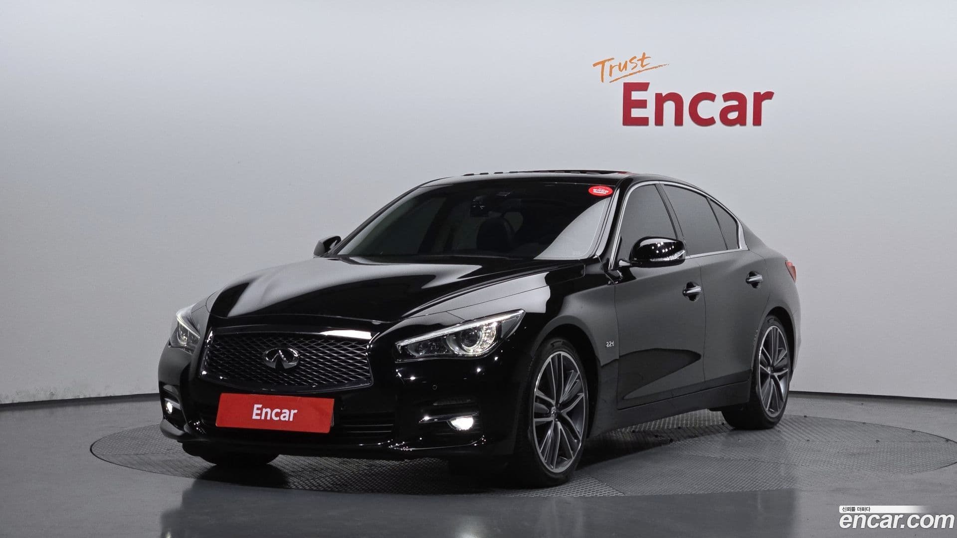 Main__Slider__Photo:Q50 Infiniti 2015.4-0