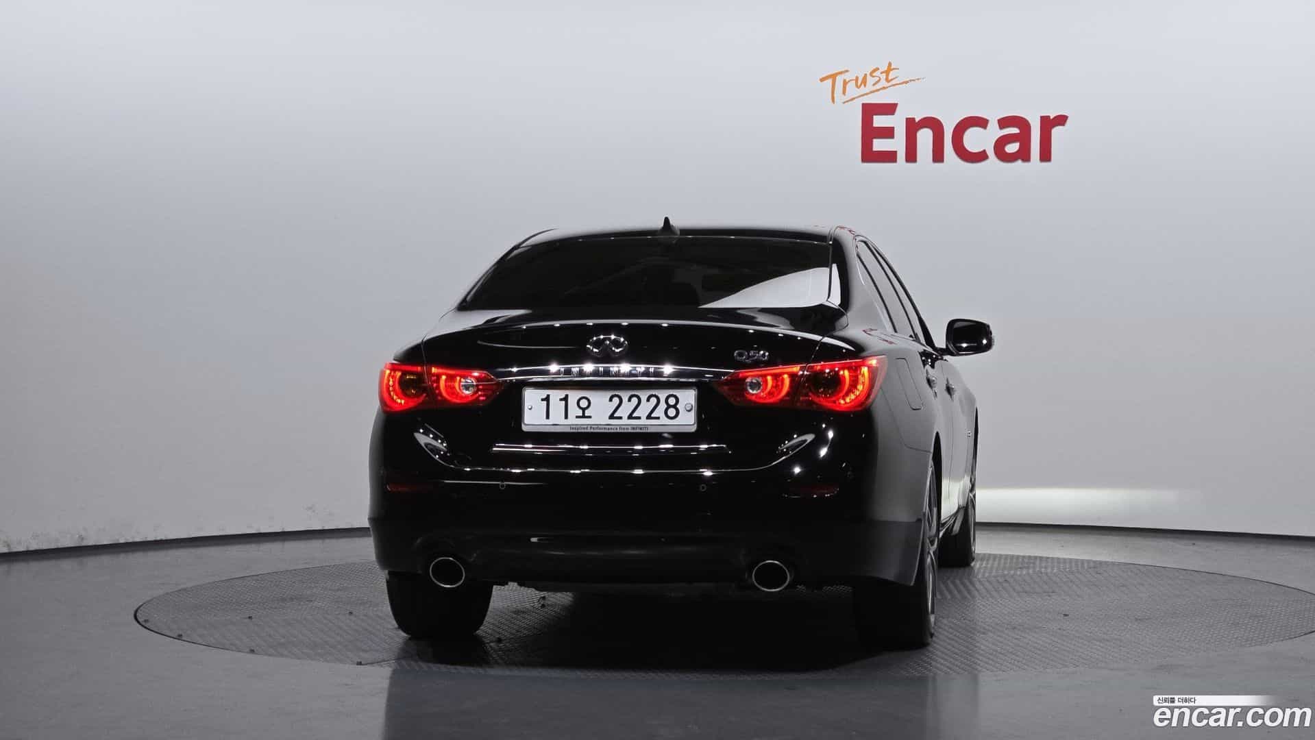 Q50 Infiniti 2015.4-OUTER-004