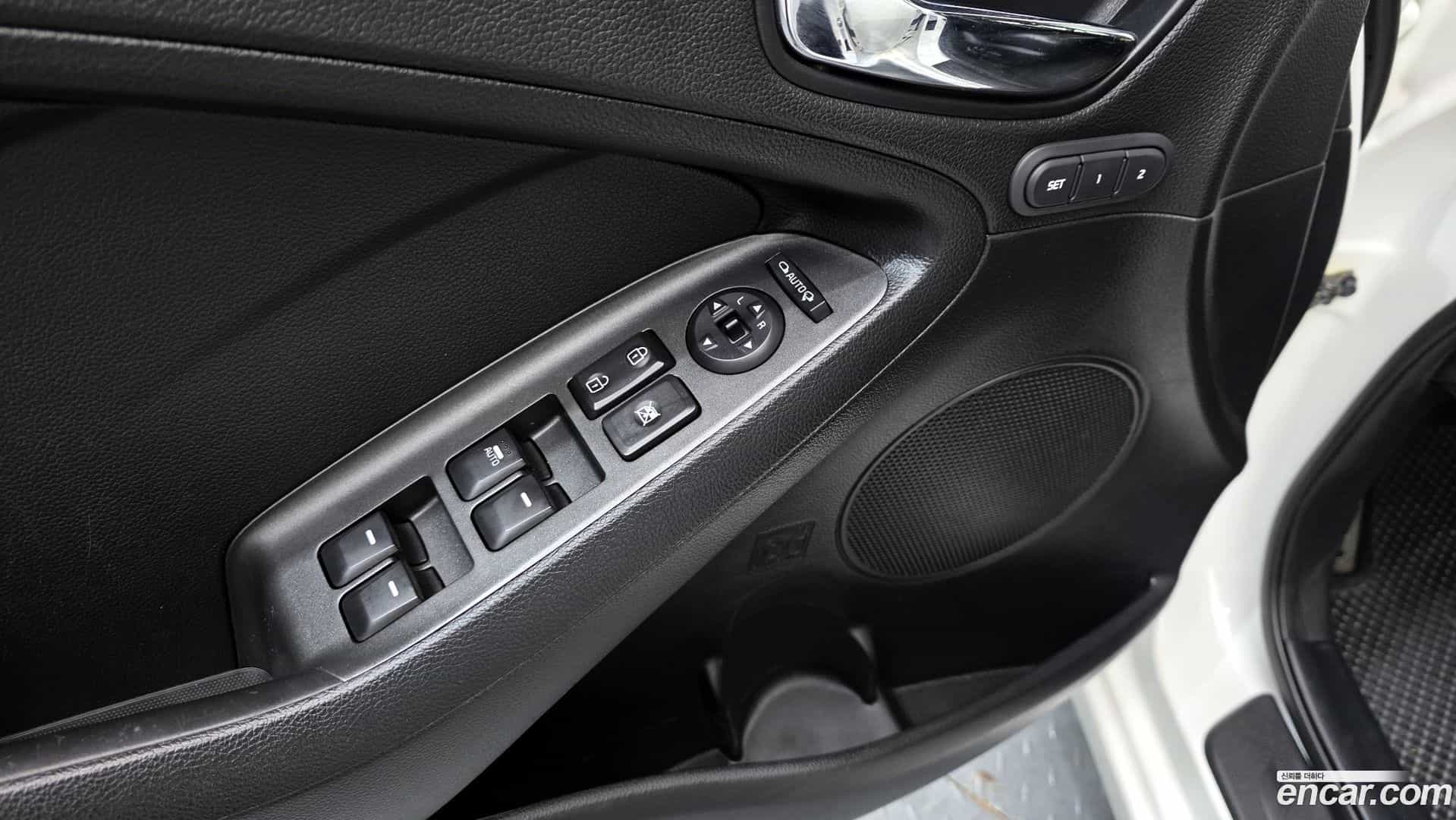 K3 Kia 2012.9-OPTION-015