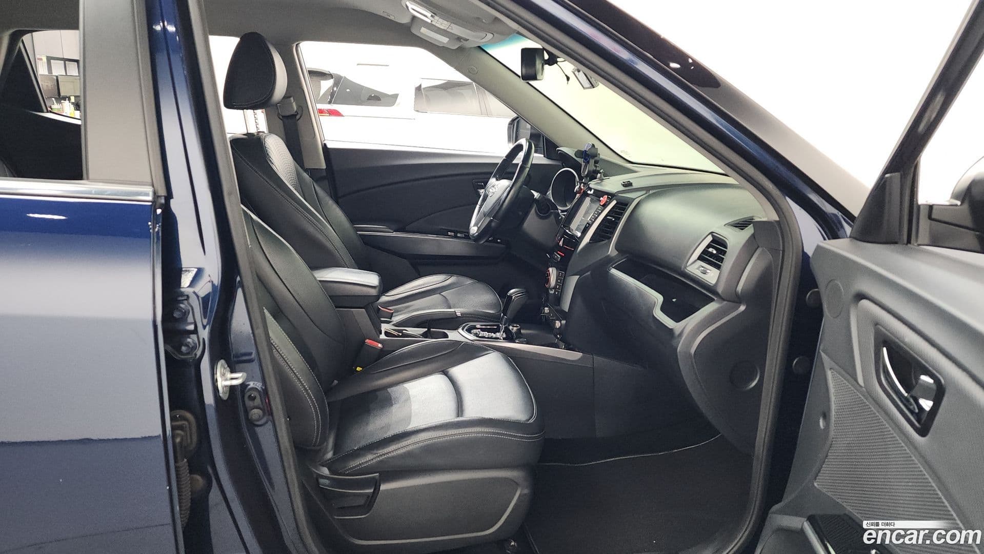 Main__Slider__Photo:TIBOLI KG_Mobility_Ssangyong 2018.3-10