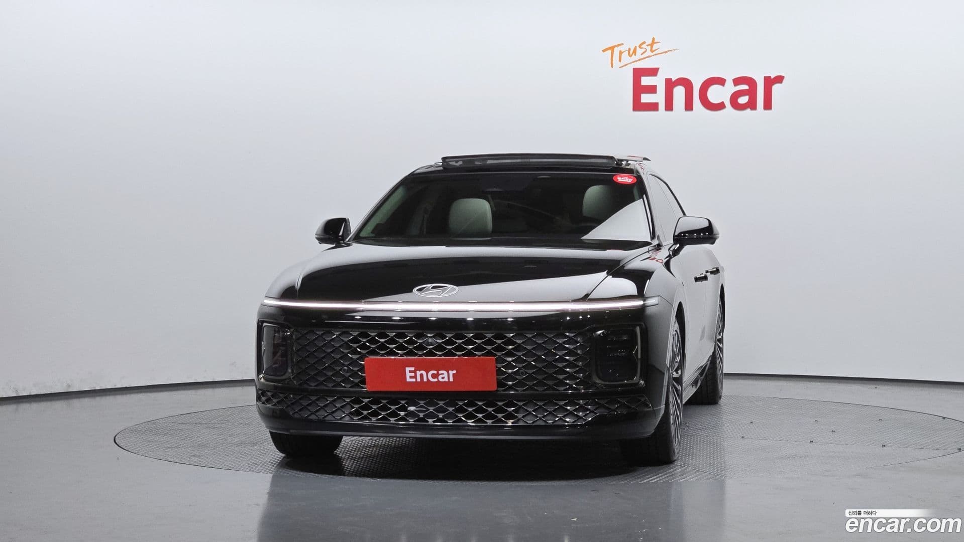 Main__Slider__Photo:Grandeur Hyundai 2023.1-2