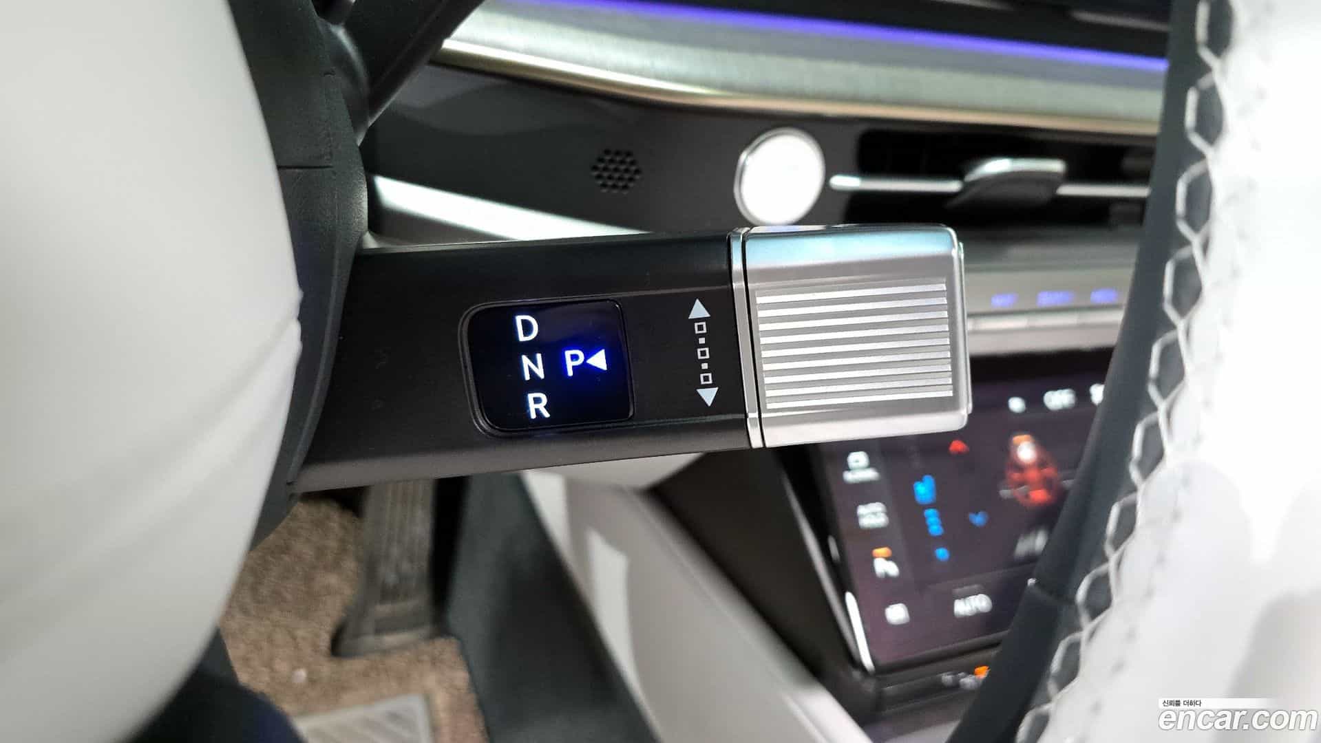 Grandeur Hyundai 2023.1-INNER-009